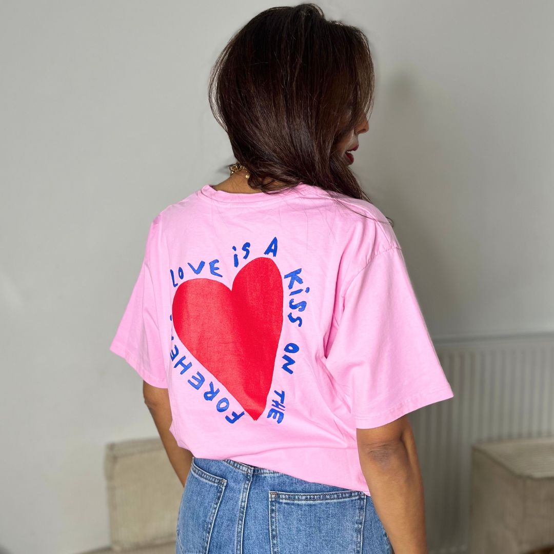 T-shirt manches courtes en coton KISS rose à la coupe oversize