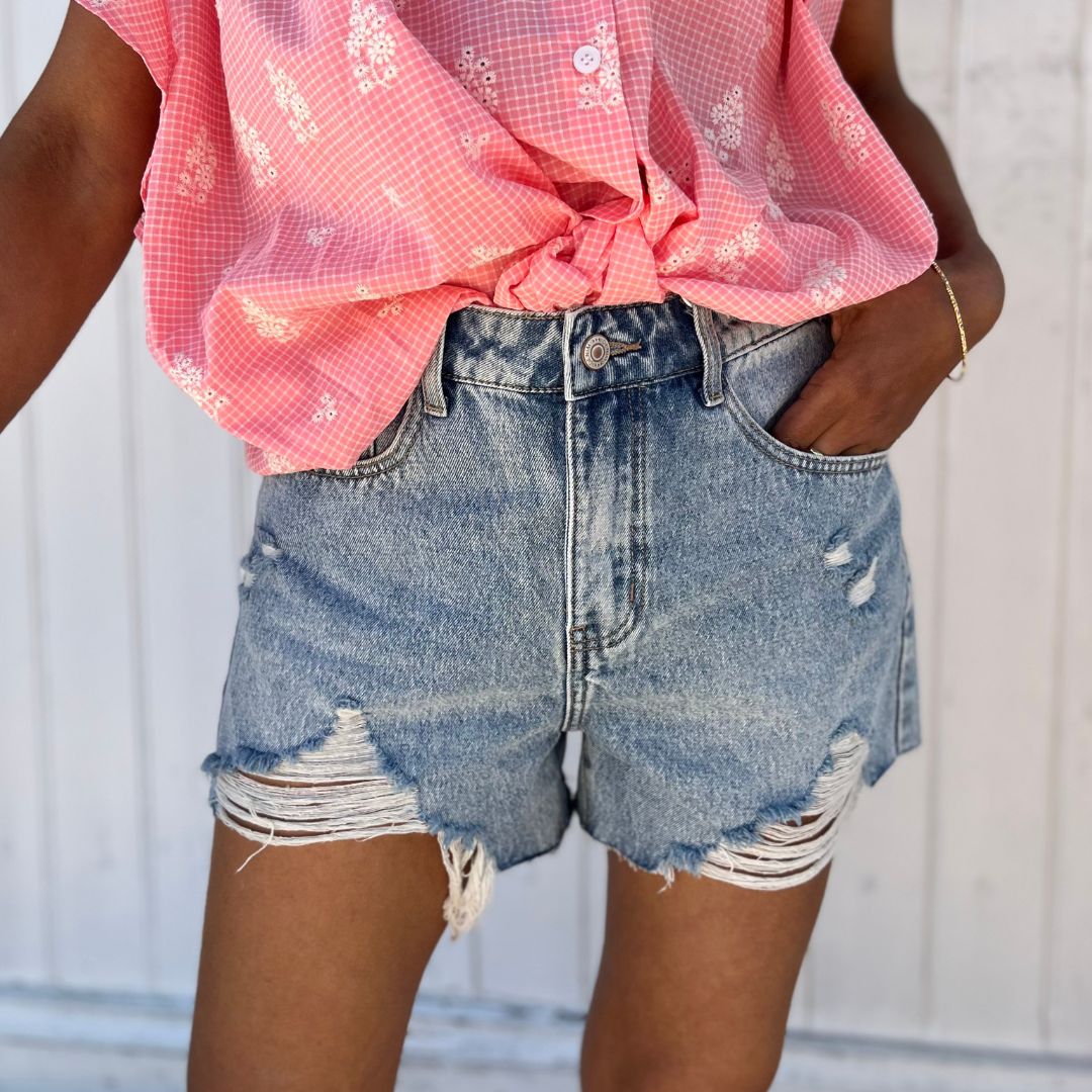 Short en jean court destroy SUMMER à la taille haute