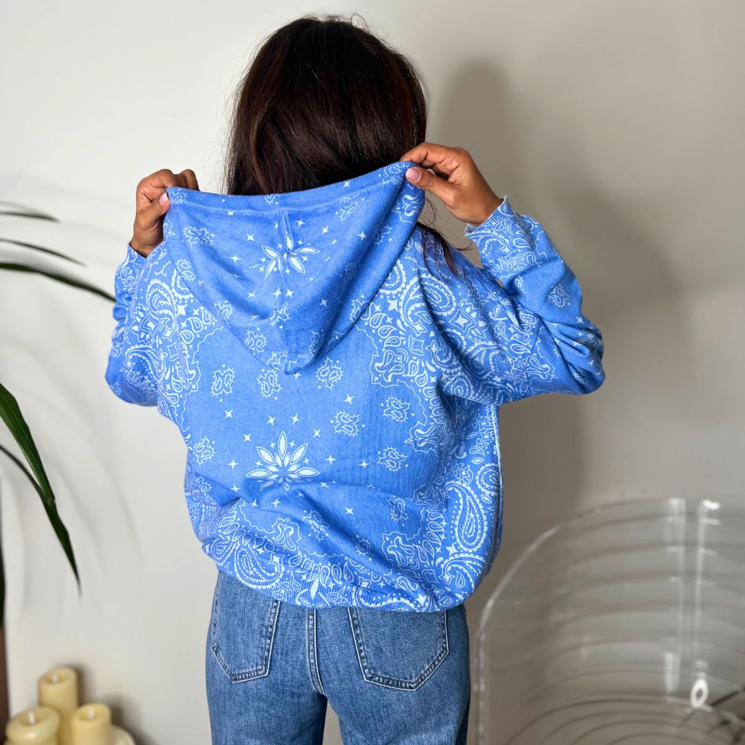 Sweat à capuche en maille LUBIN bleu au motif bandana