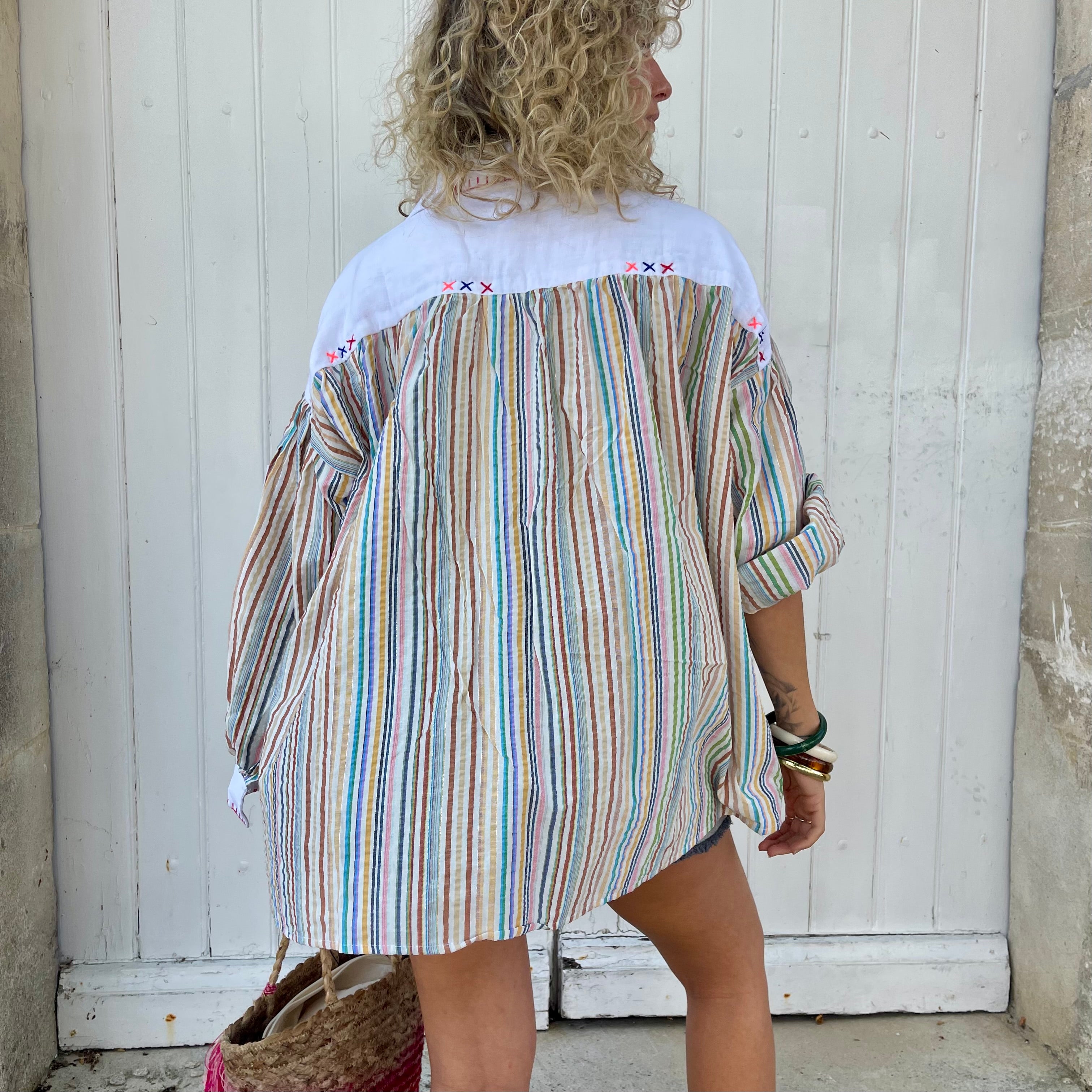 Blouse ROSA oversize à rayures en gaz de coton brodé à la main