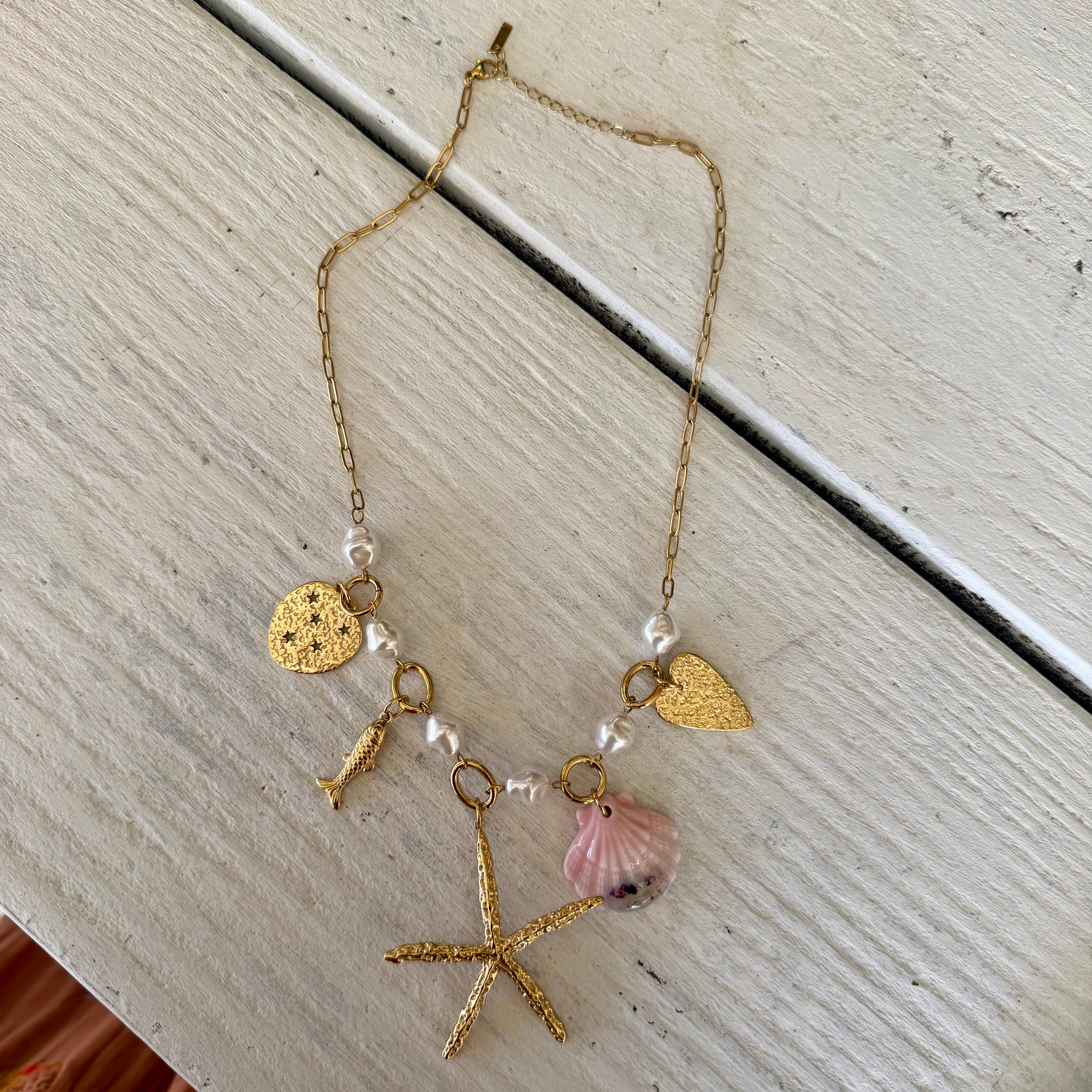 Collier coquillage chaîne or