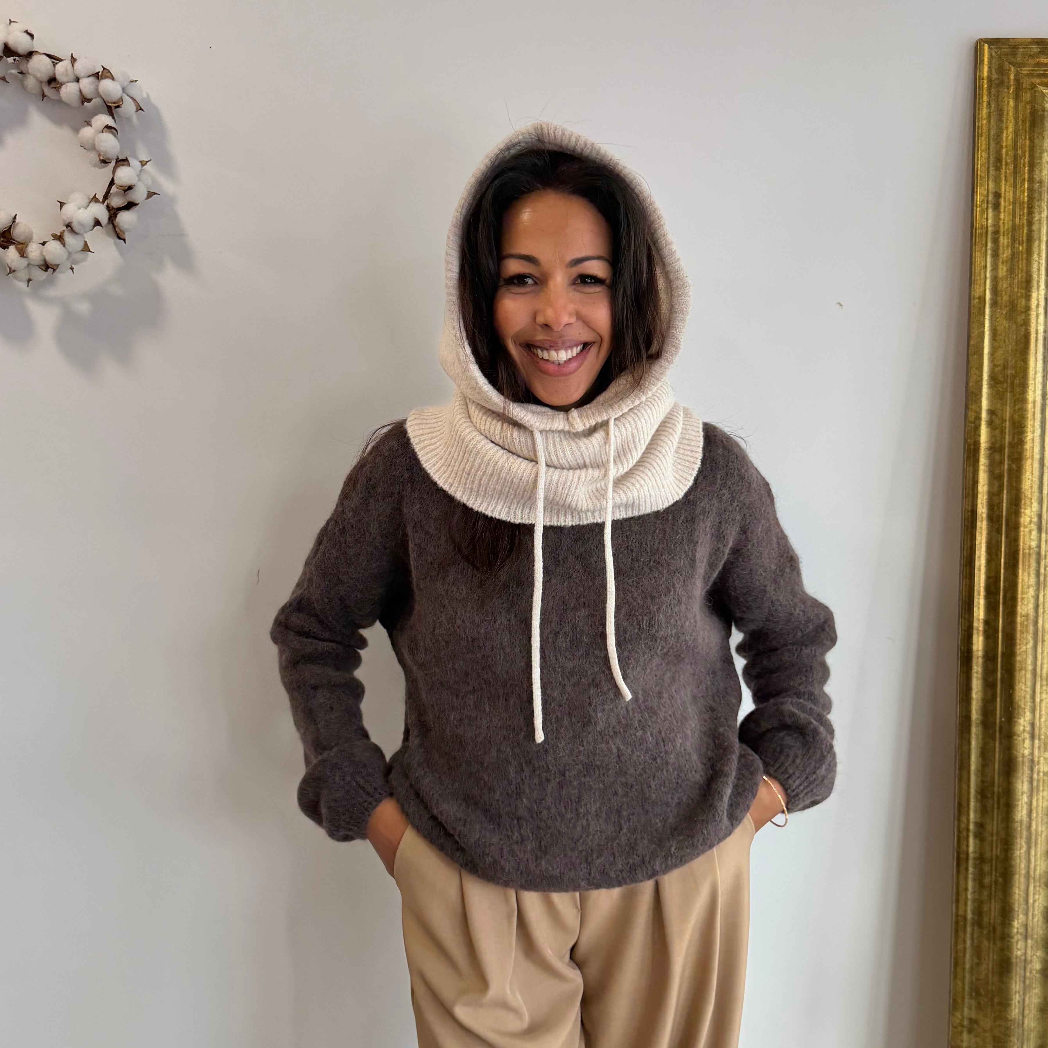 Cagoule ENVY écru en cashmere, col+capuche intégrée