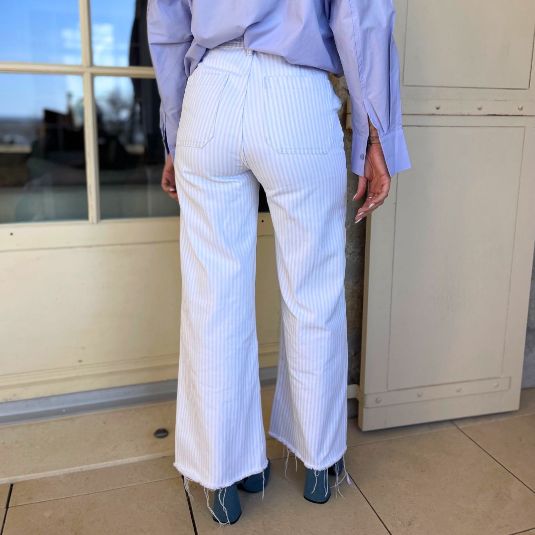 Pantalon rayé bleu et blanc GANDRY à la coupe large