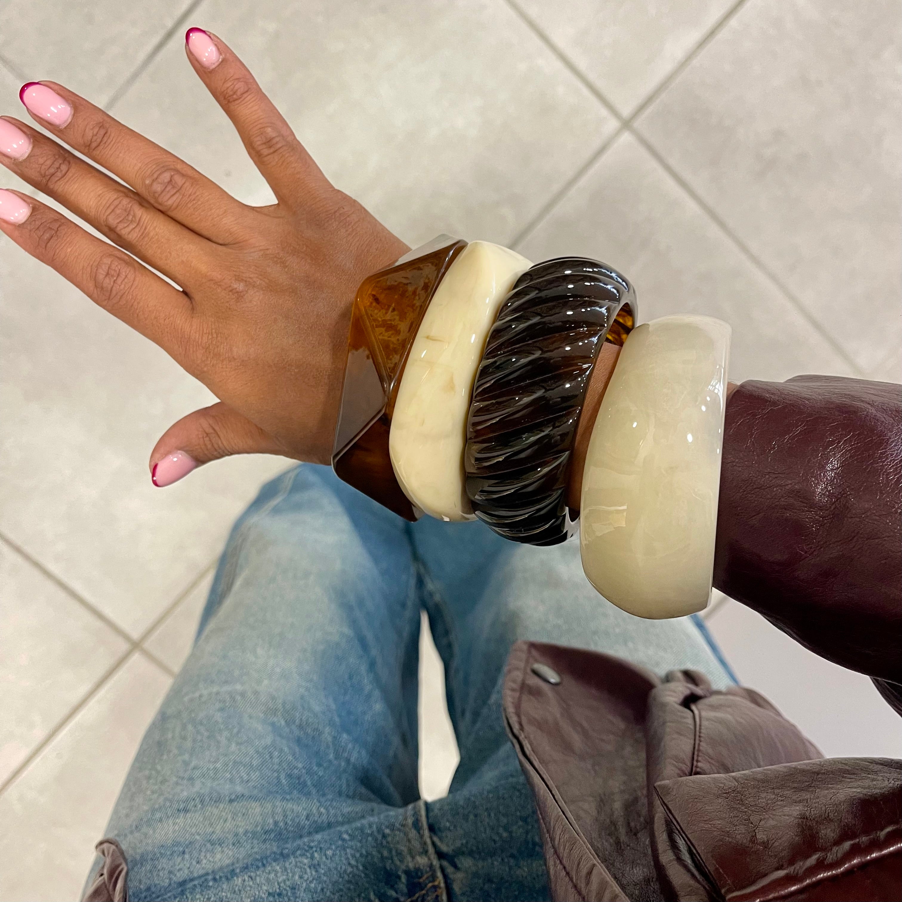 Jonc asymétrique crème