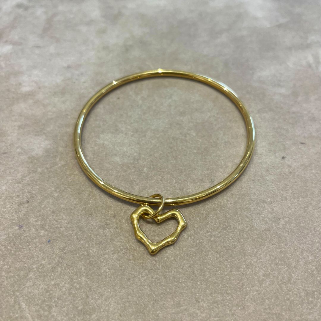 Jonc fin à pendentif coeur diforme