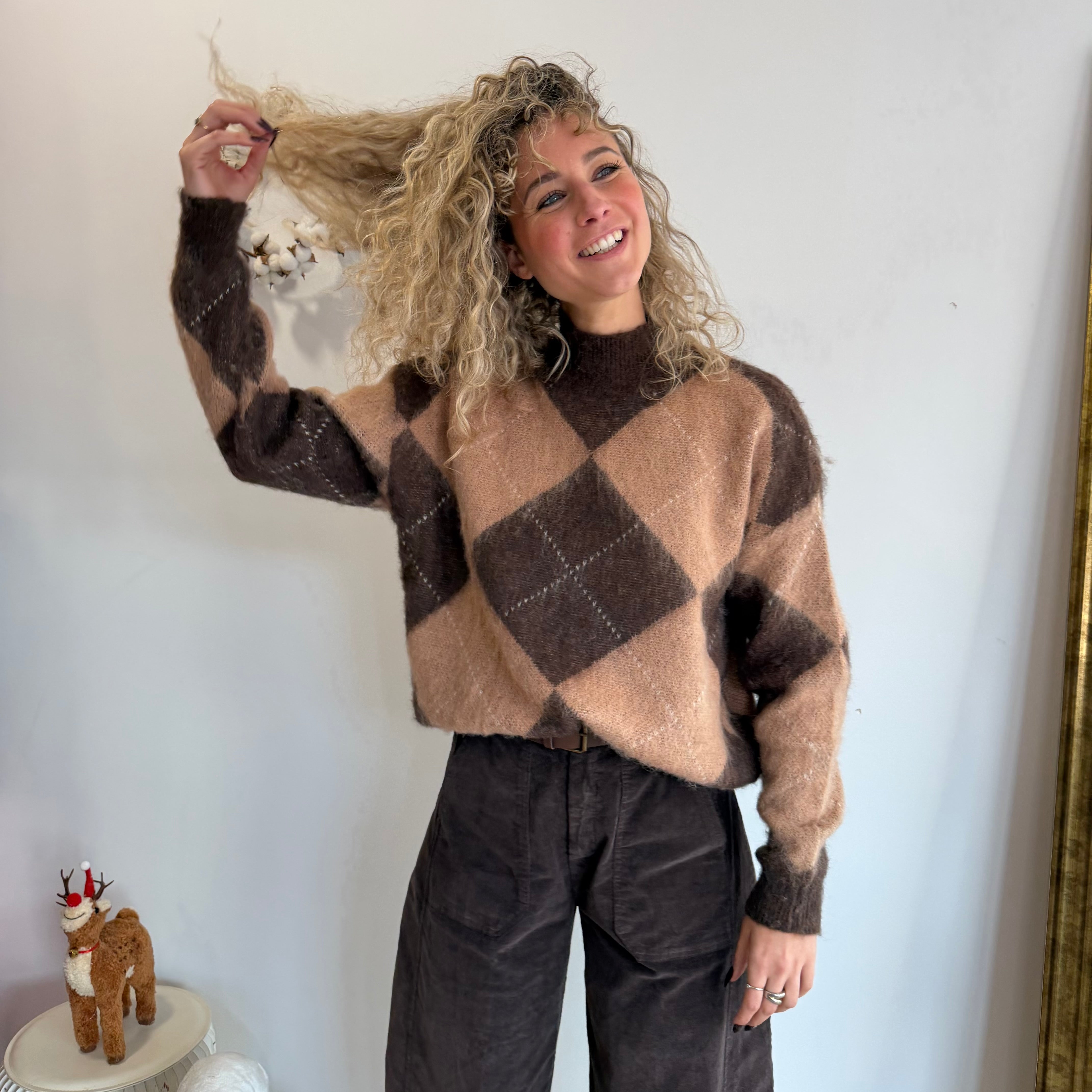 Pull LOSANGE, col montant, marron et beige