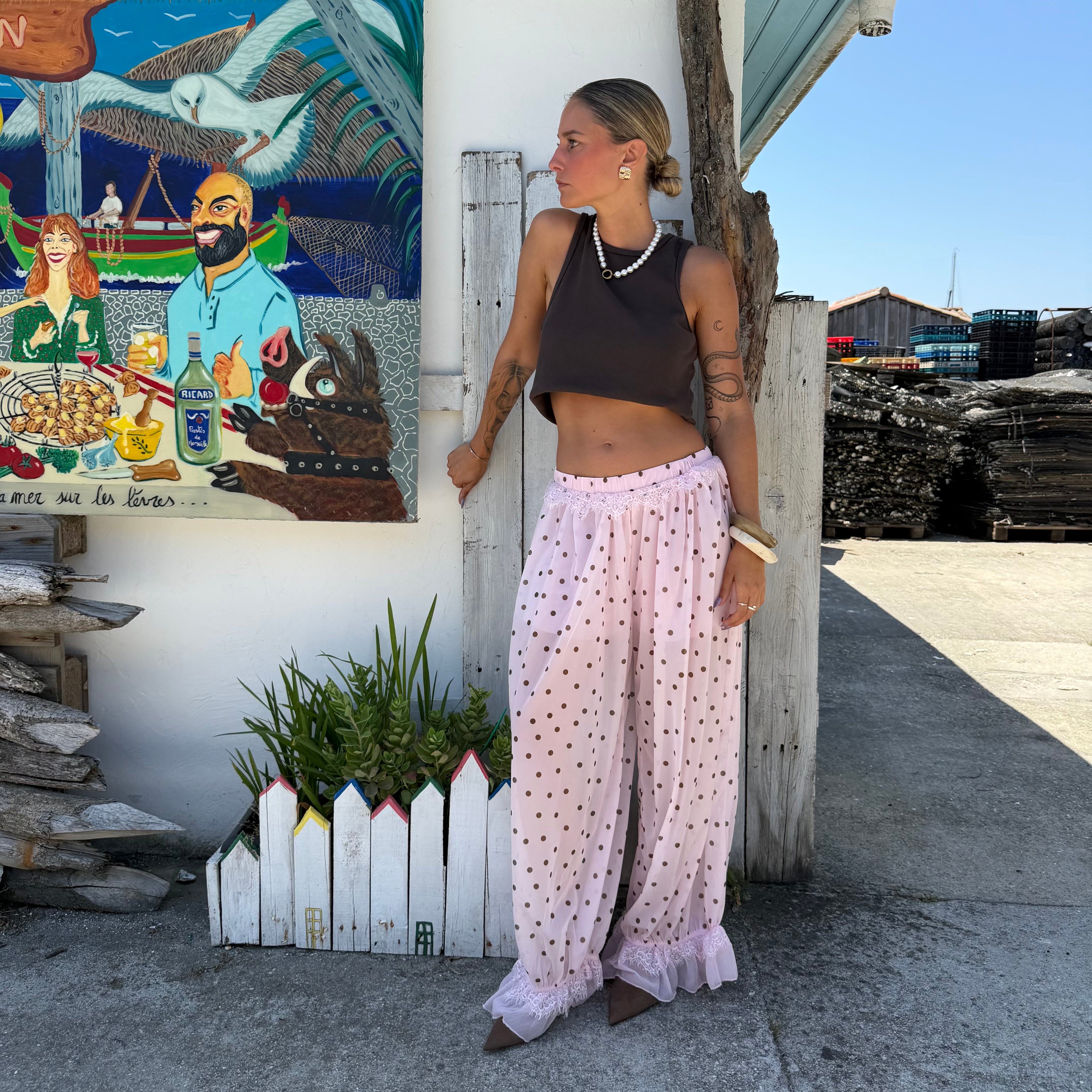Pantalon VOILE rose à pois Rome boule détails dentelle