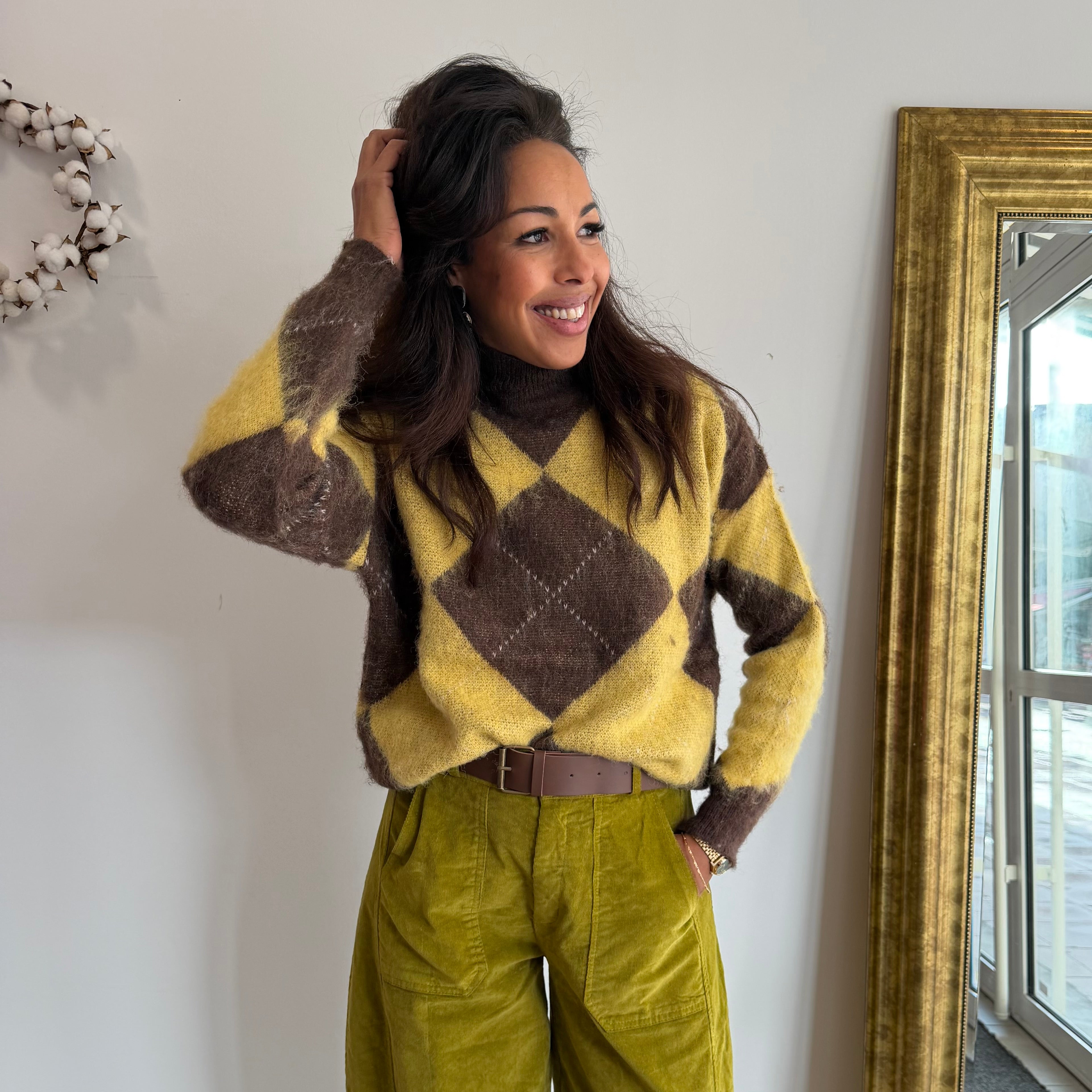 Pull LOSANGE, col montant, marron et jaune pale