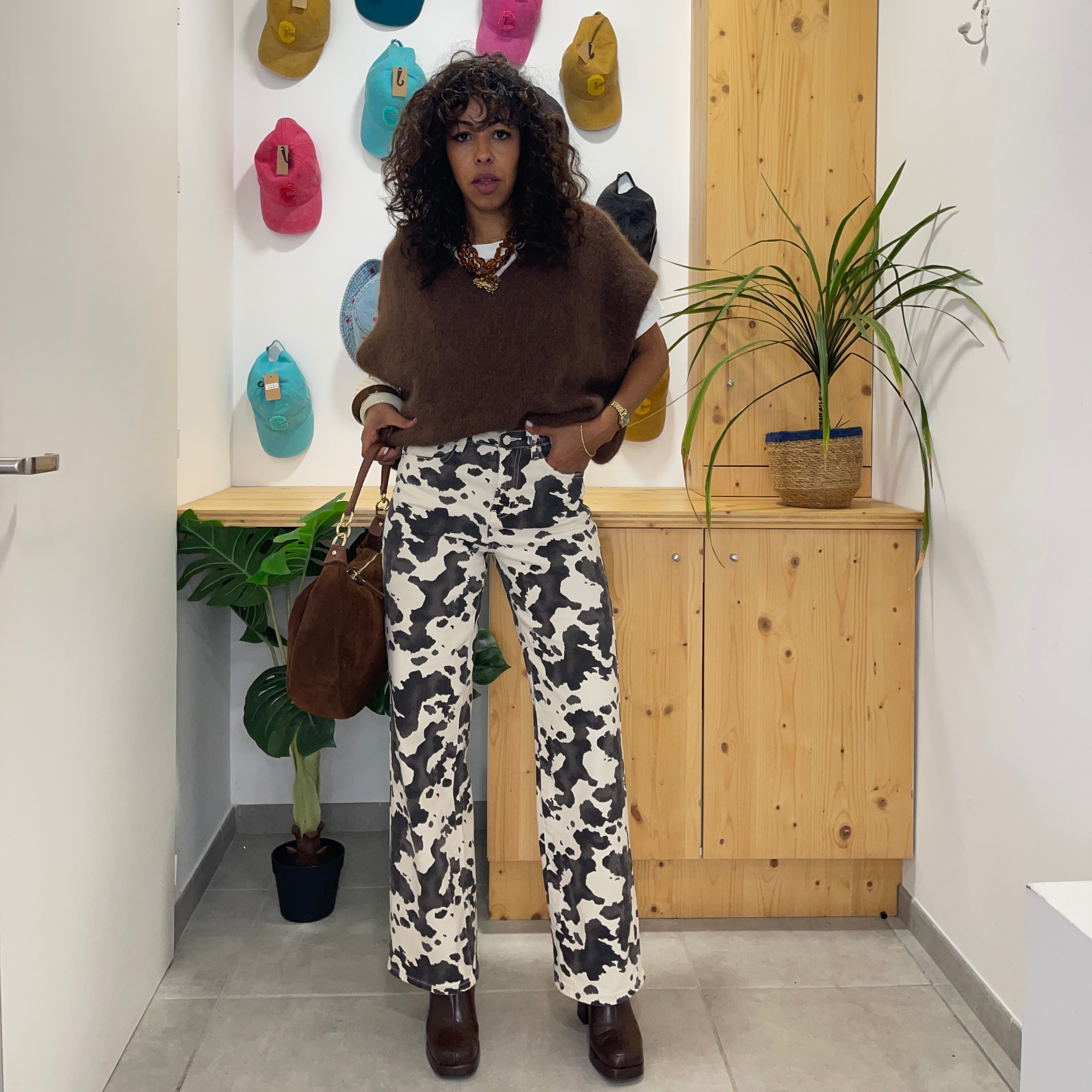 Pantalon KARL imprimé vache marron à la coupe droite