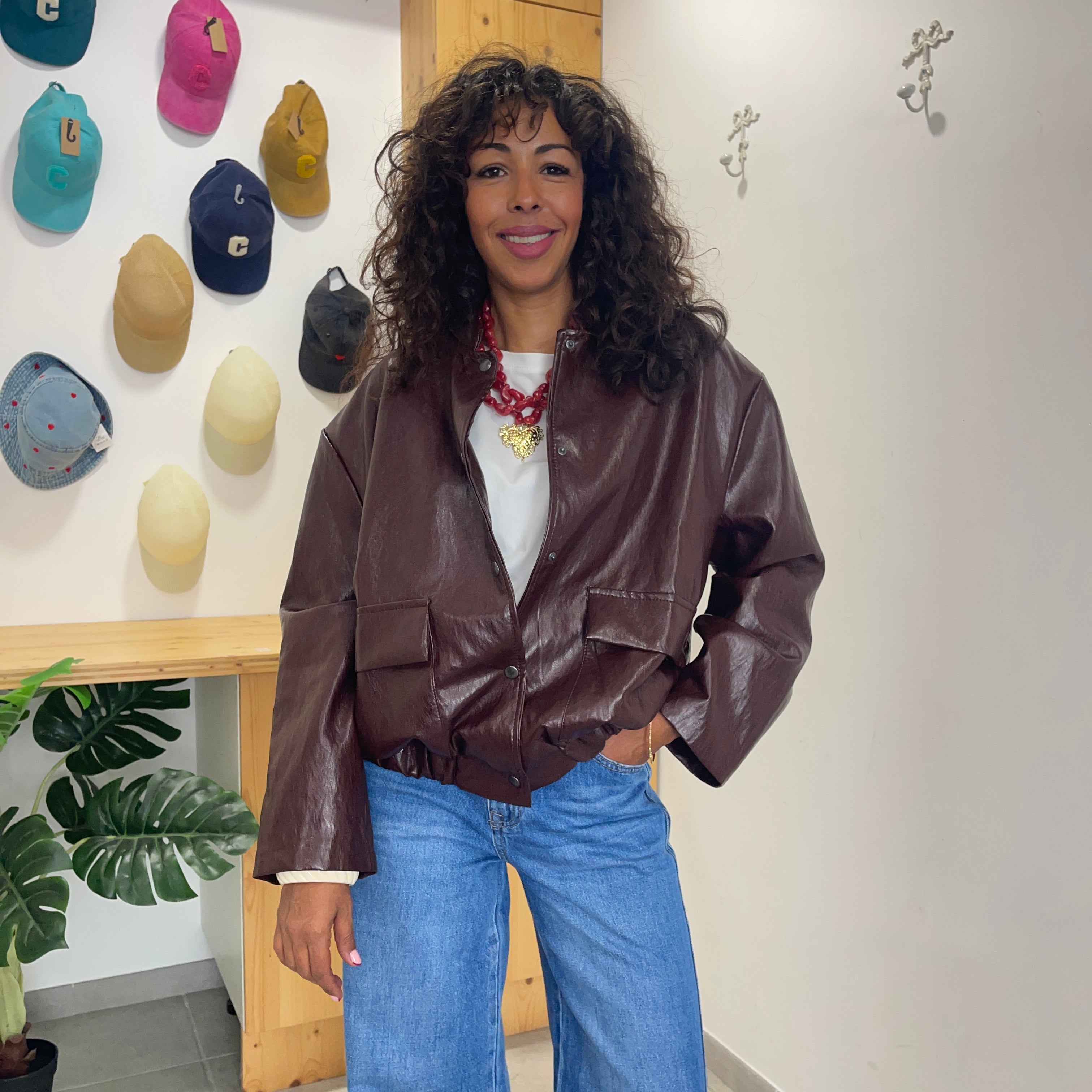 Veste bombers NAO en simili cuir rouge bordeaux coupe over size