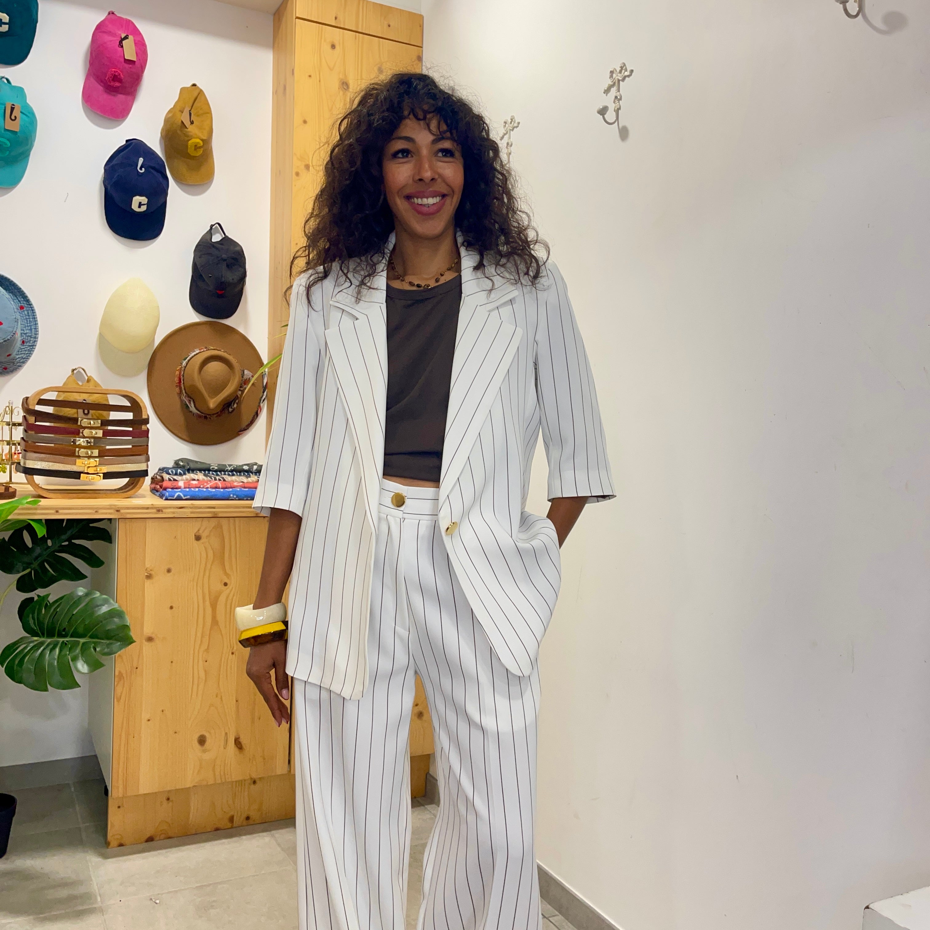 Blazer IZIA blanc rayé marron