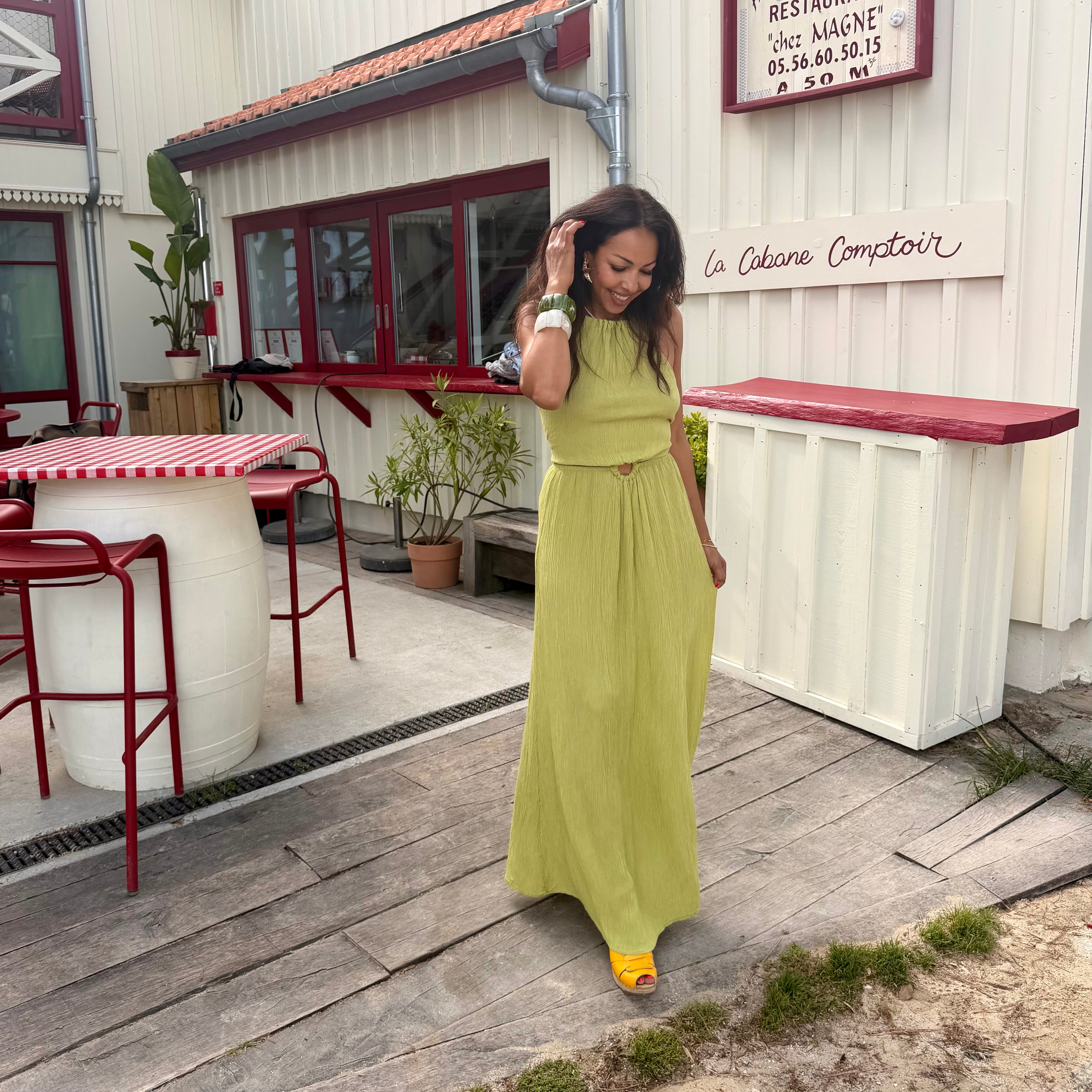 Robe longue DÉESSE dos nu vert irisée