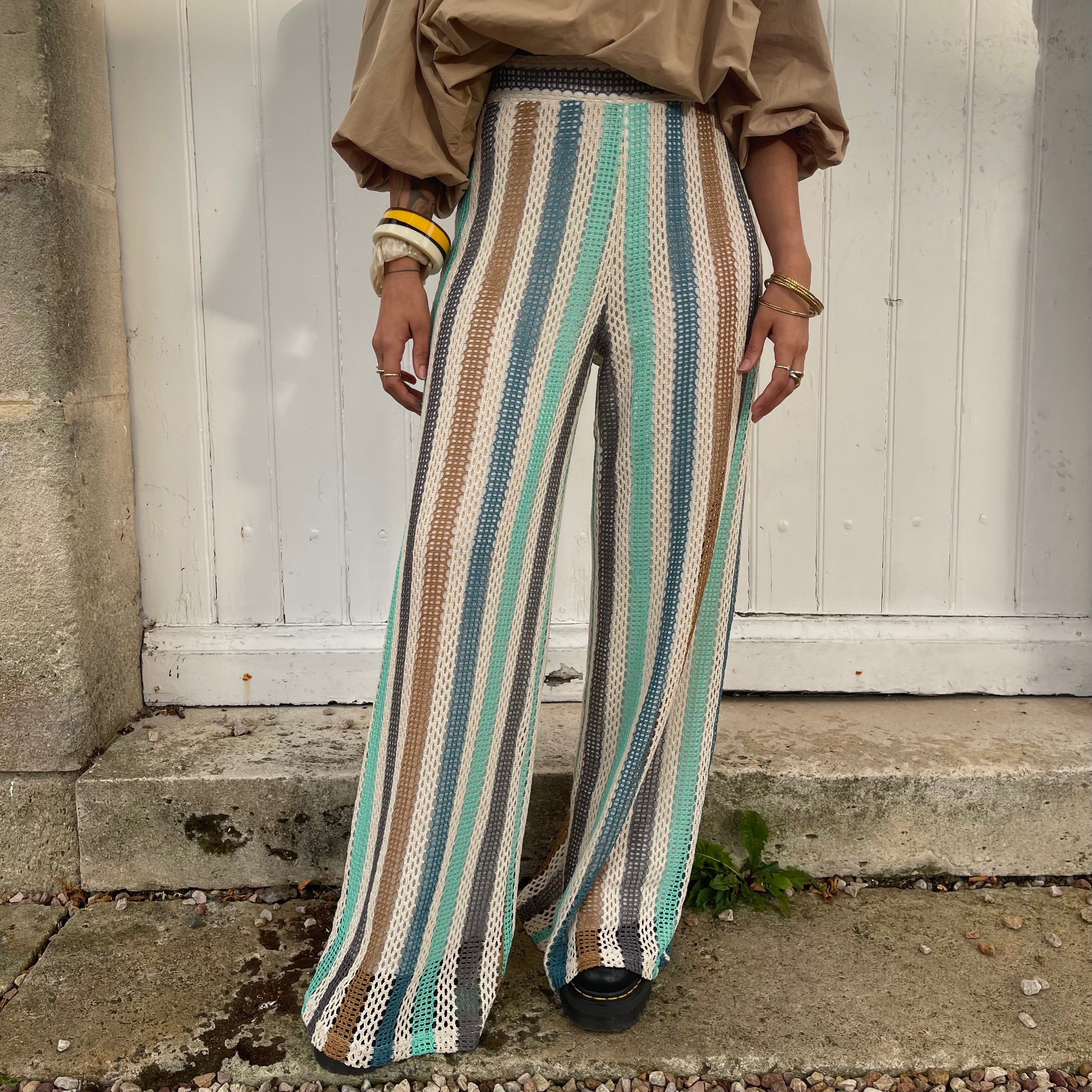 Pantalon MADRID à rayure pastel et la coupe fluide