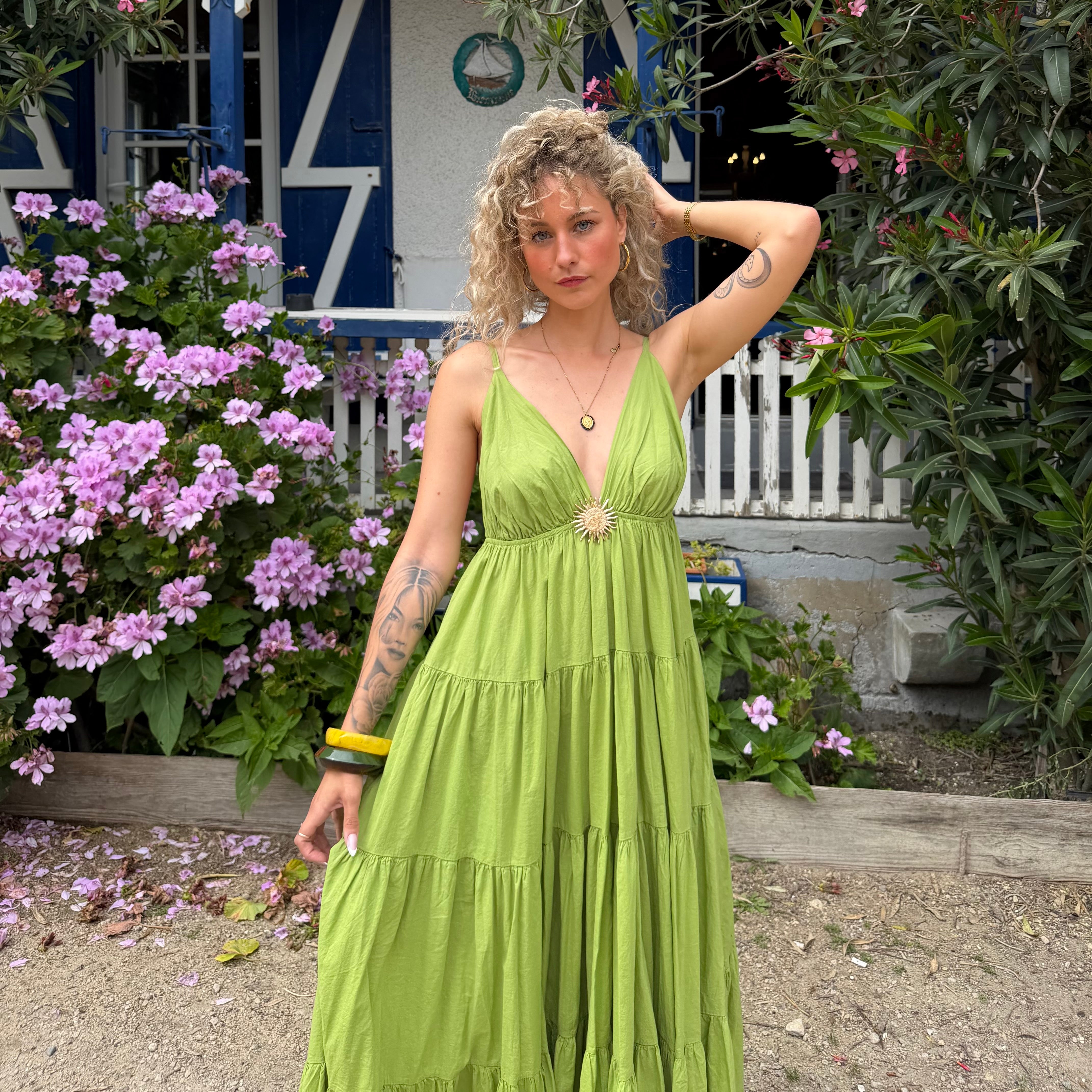 Robe longue SOLEIL bohème vert olive dos nu