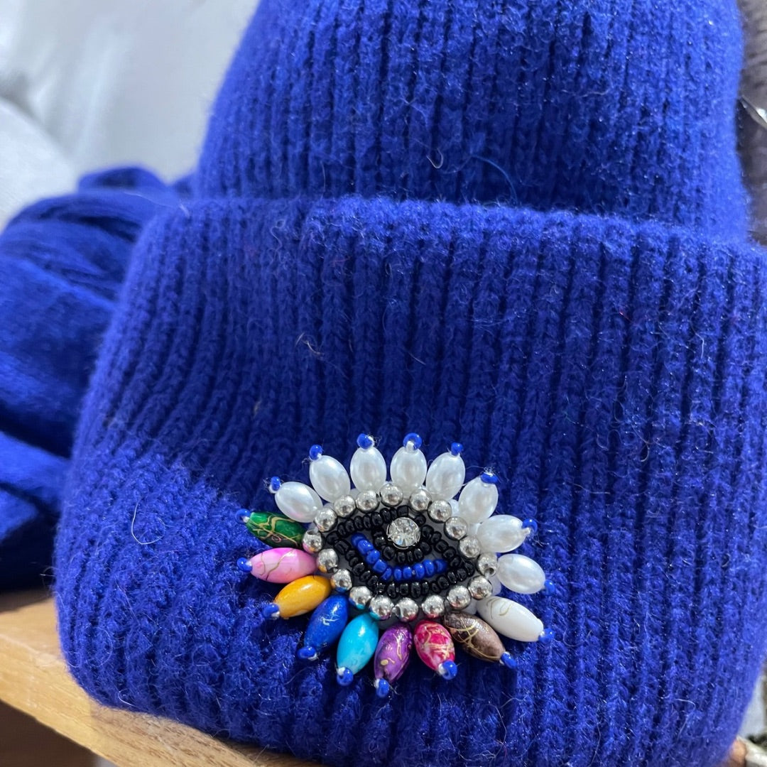 BROCHE ŒIL EN PERLES COLORÉES