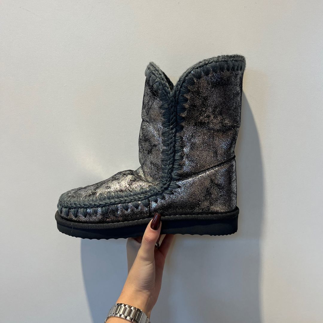 Mou-bottines MAYA argentées à la finition pailletée et dotées d'un intérieur en moumoute