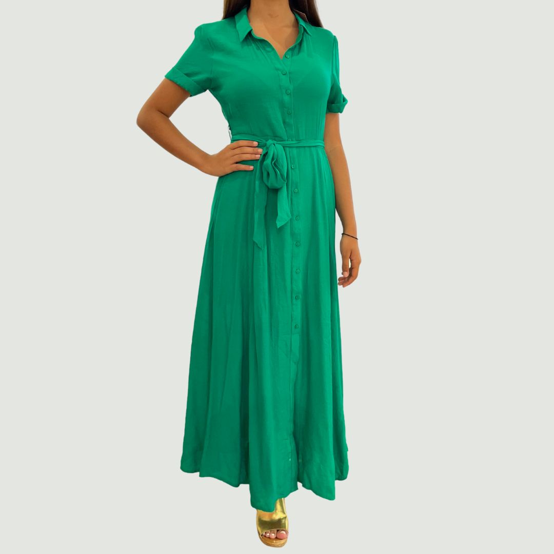 Robe chemise longue et fluide LISA verte dotée d'une ceinture à nouer à la taille