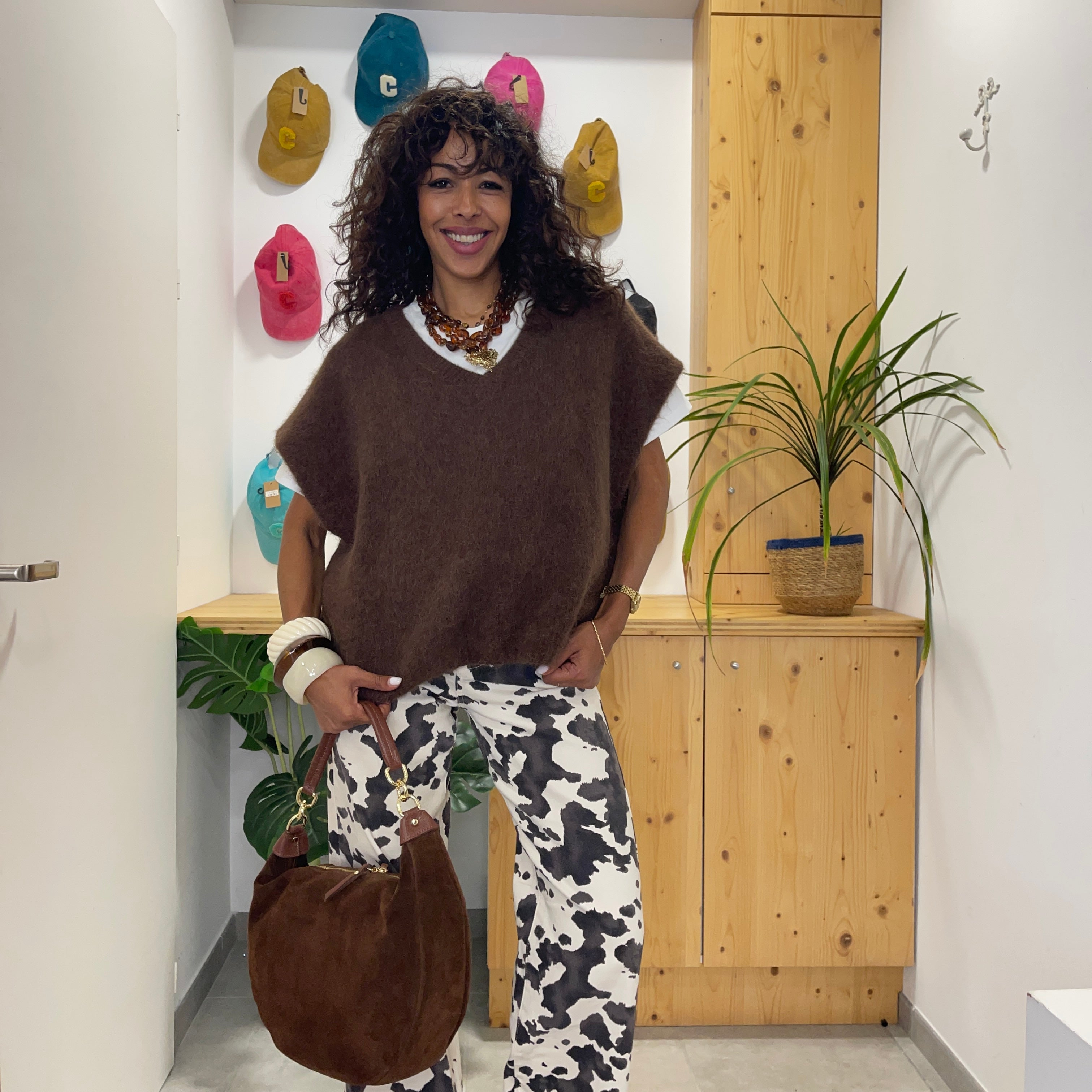 Pull marron oversize CHLOE manches courte col en V en baby alpaga et laine