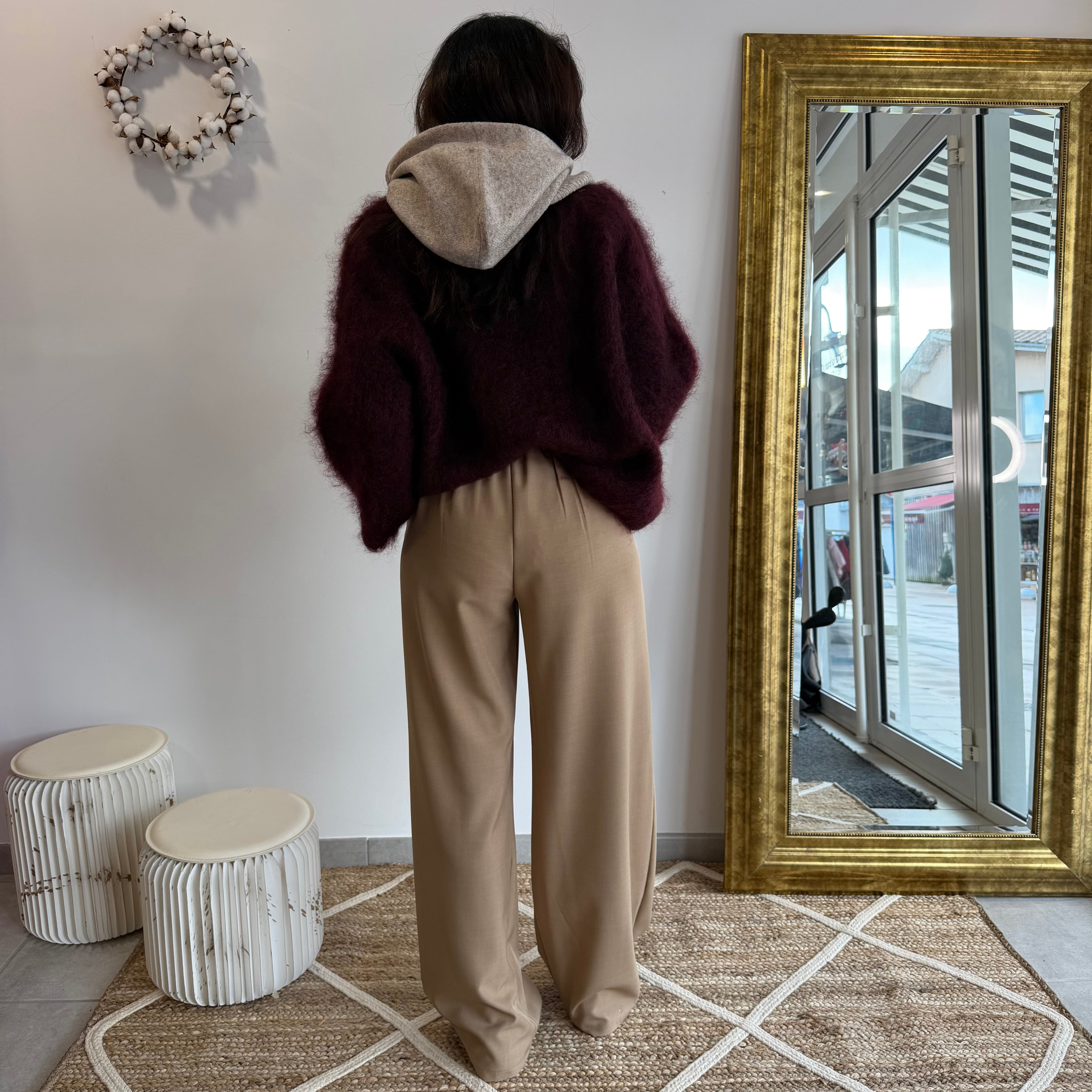 Pantalon tailleur SUSY beige à la coupe fluide