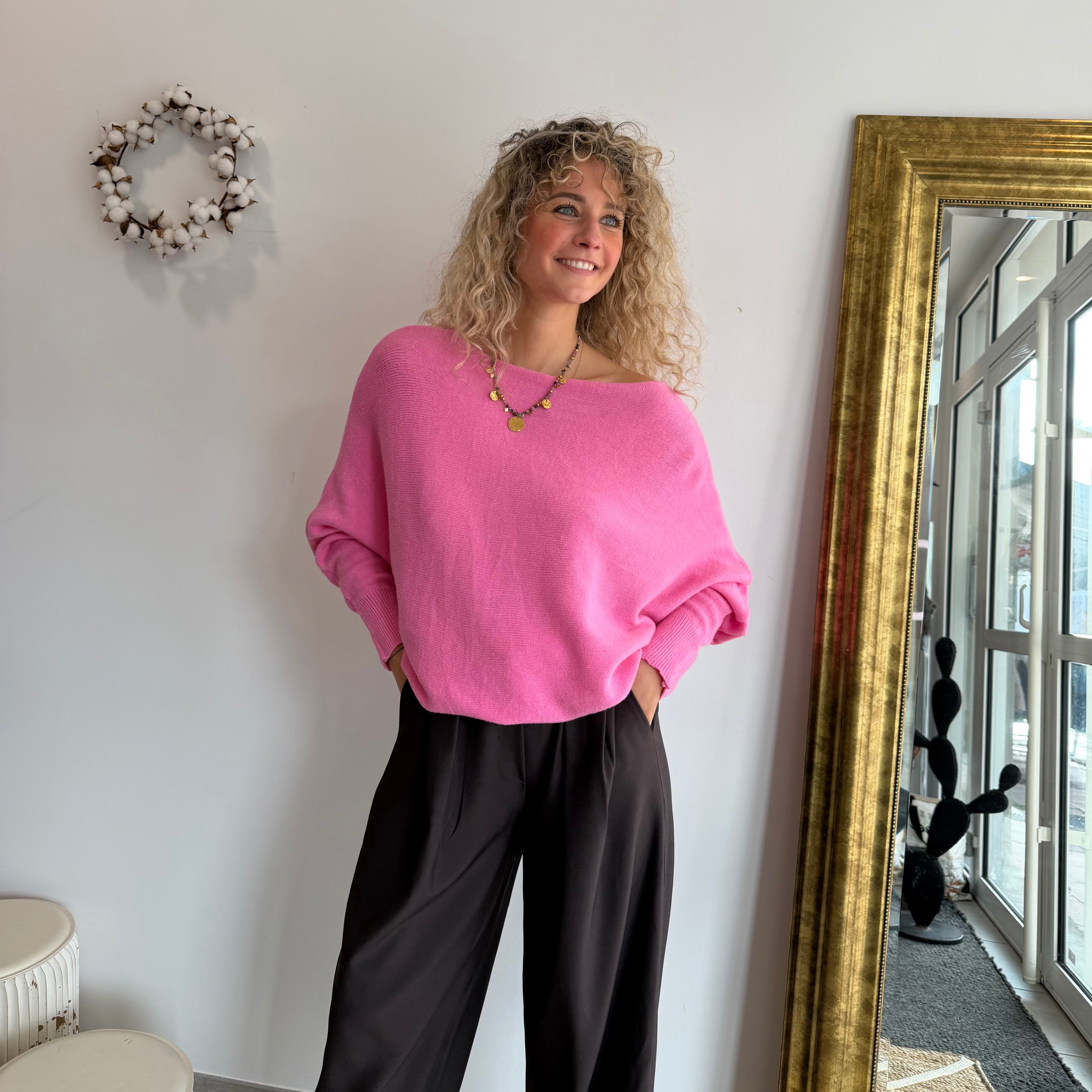 Pull ROMY asymétrique rose