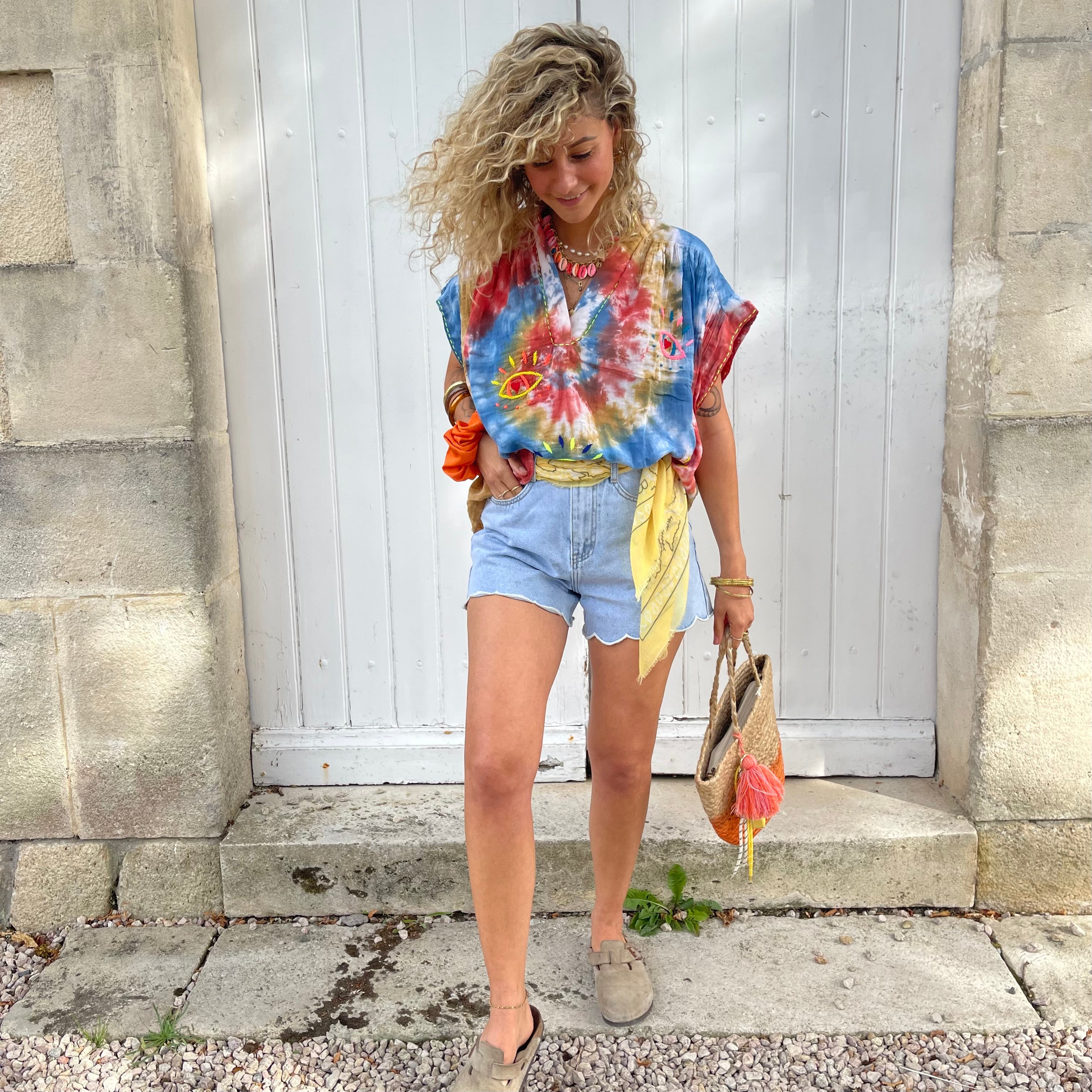 Blouse ONA manche courte tie and dye ocre en coton brodée main