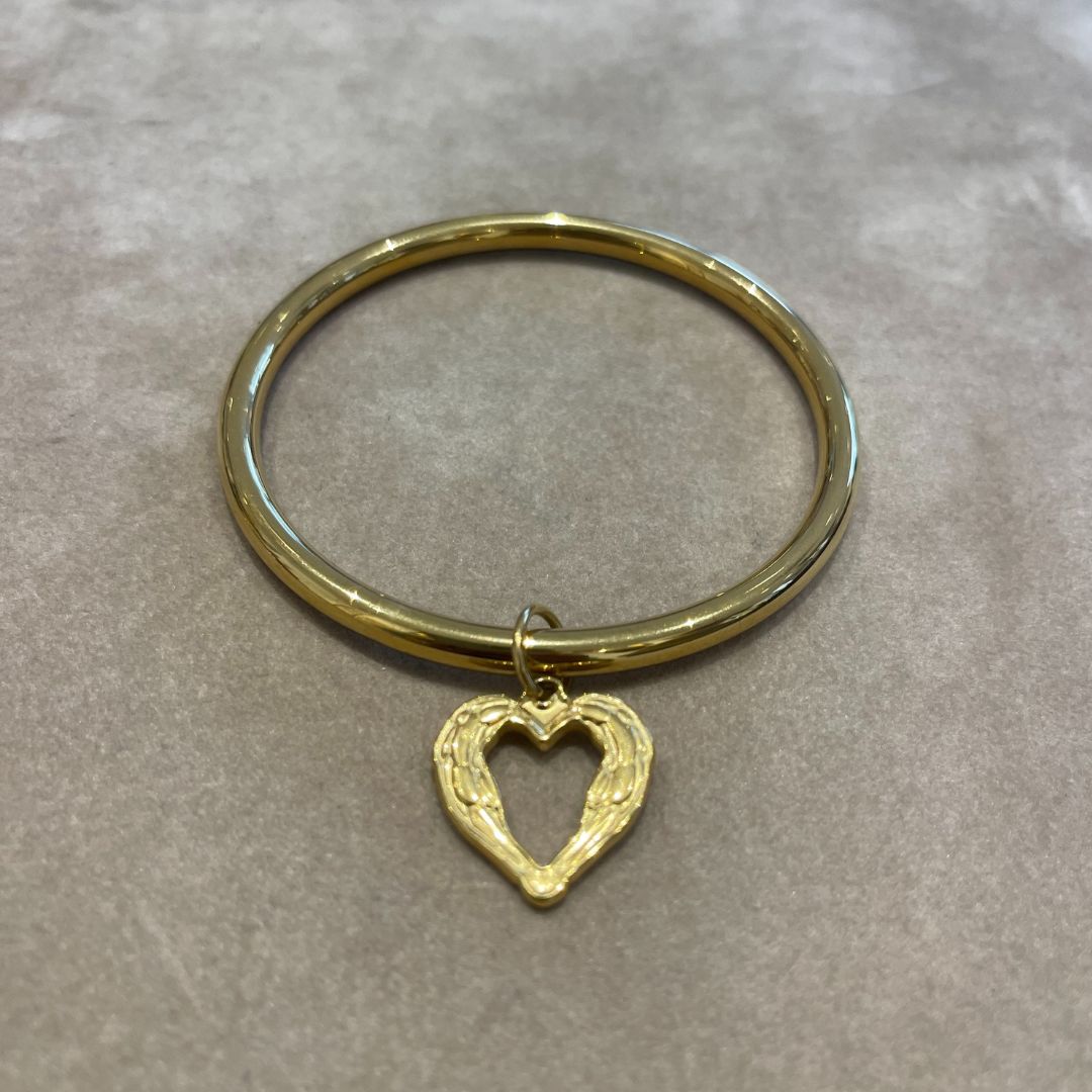 Jonc large à pendentif coeur ailé