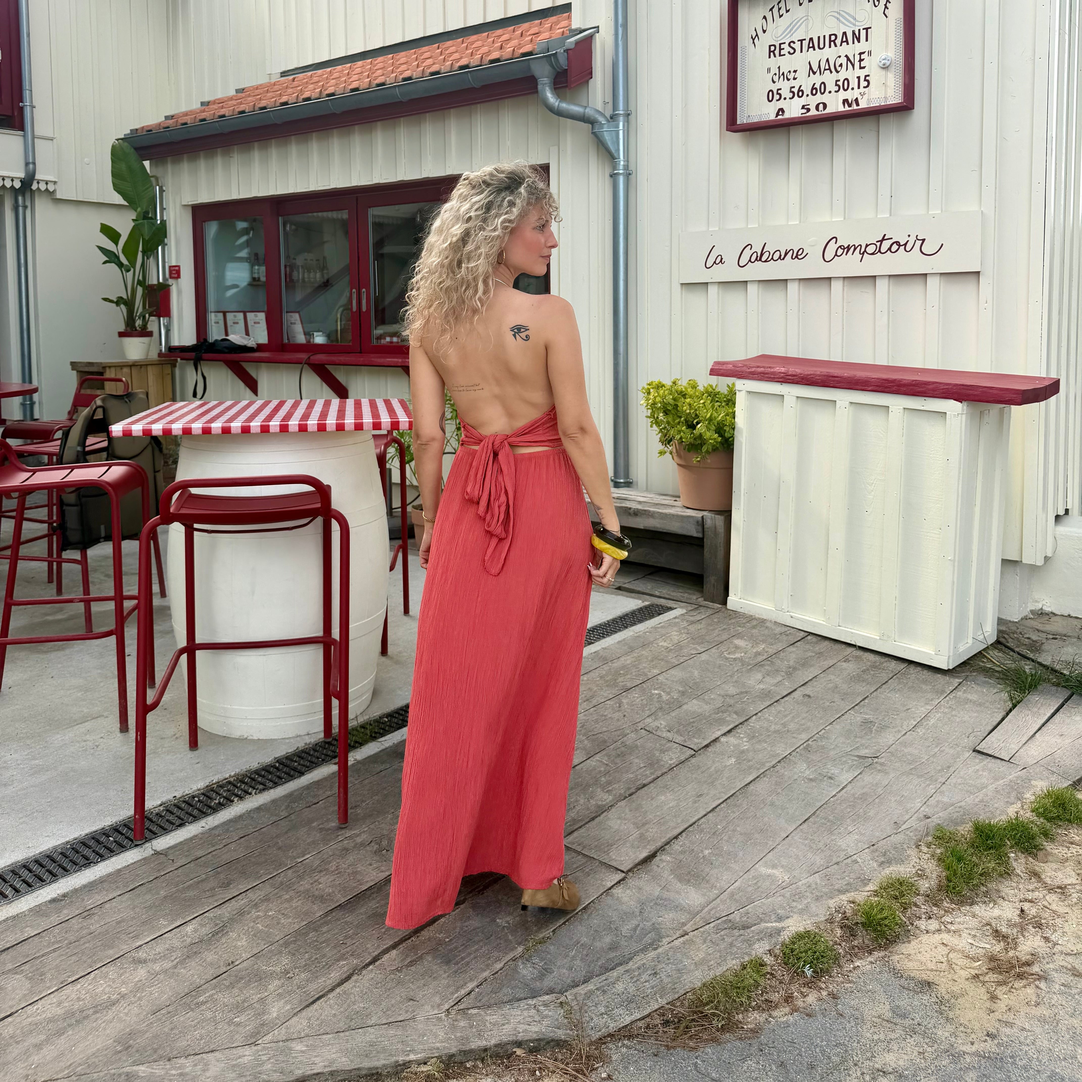 Robe longue DÉESSE dos nu terracotta irisée