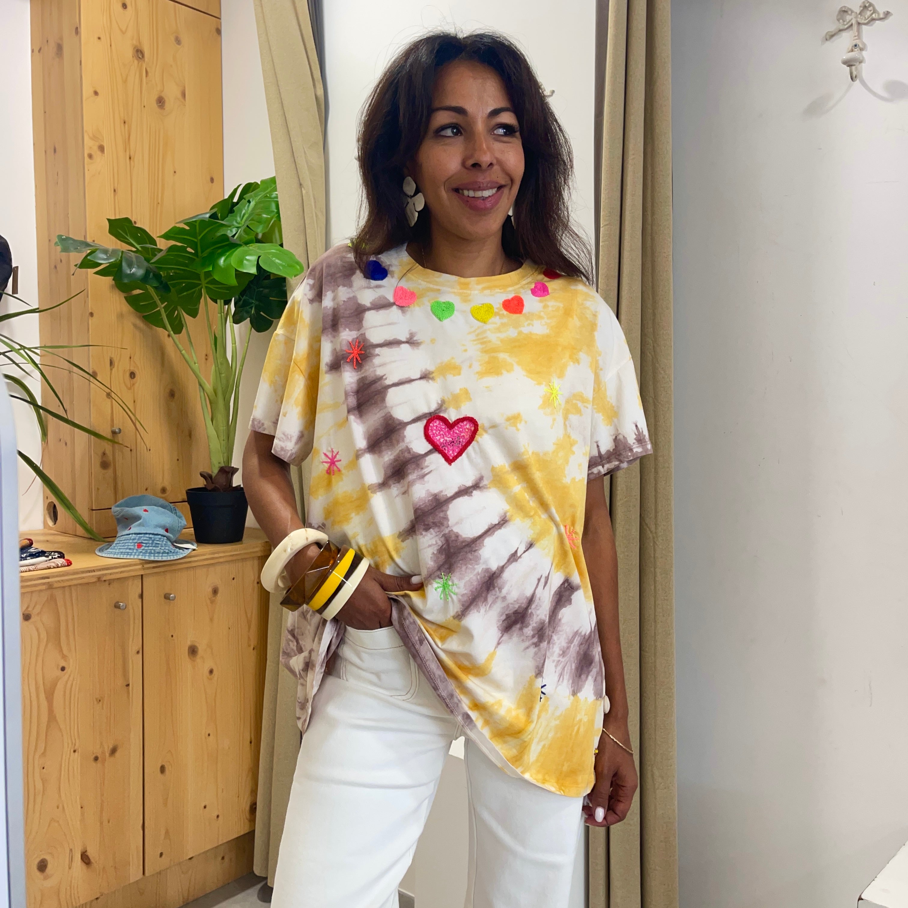 T-shirt manches courtes NAYA jaune Tie & Dye & Broderie Main