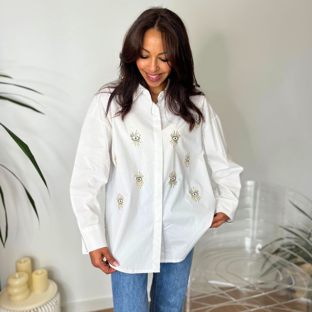 Chemise blanche oversize GRECE agrémentée de broderies œil et de sequins