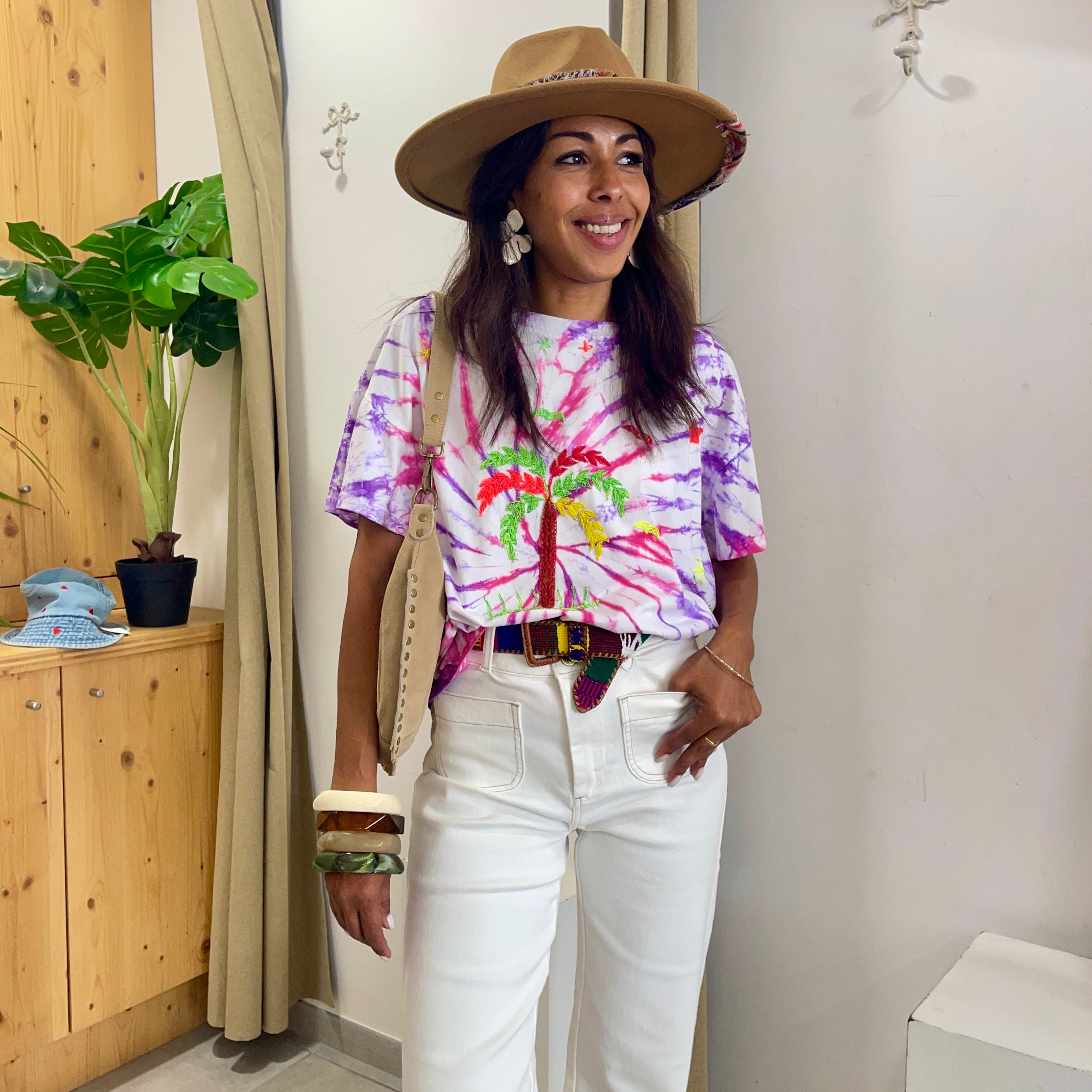 T-shirt manches courtes NAYA violet Tie & Dye & Broderie Main