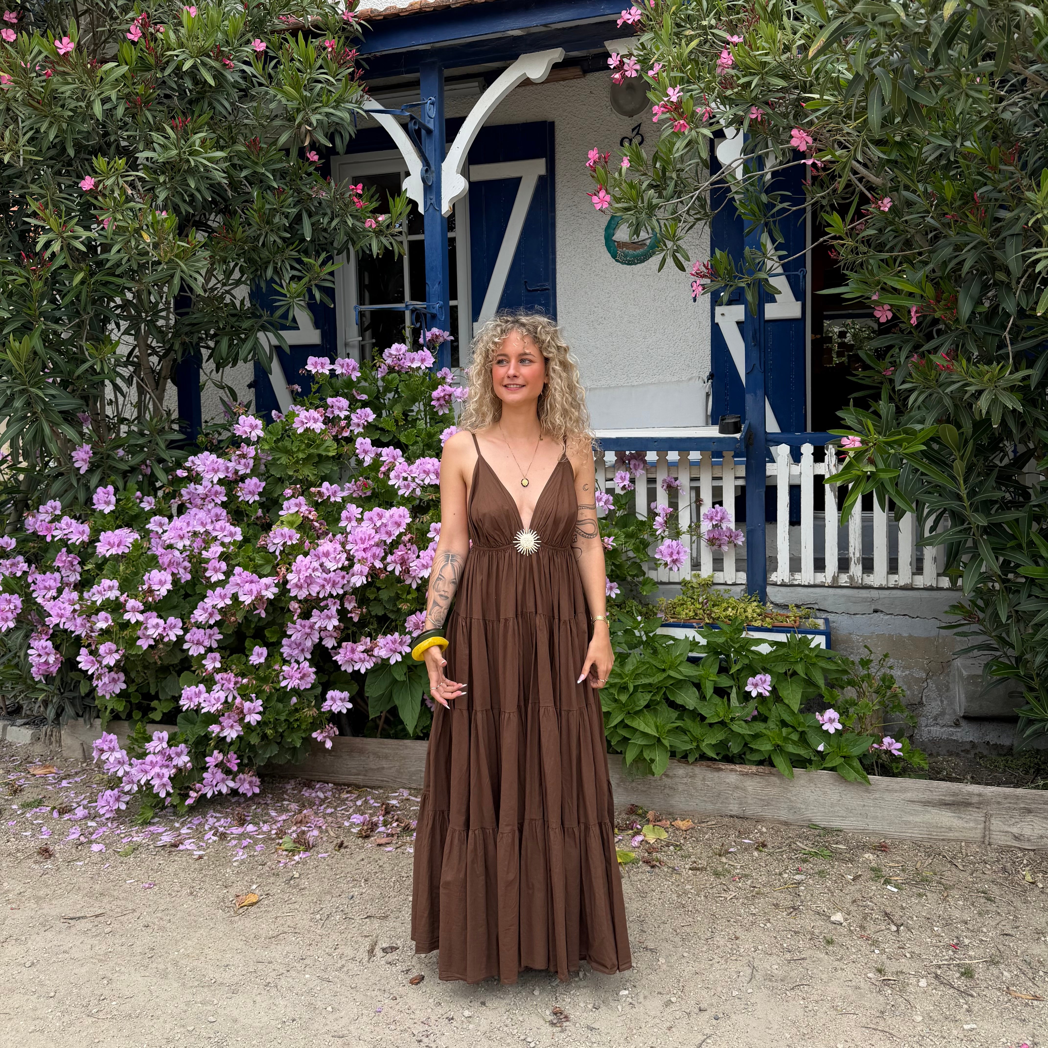 Robe longue SOLEIL bohème marron dos nu