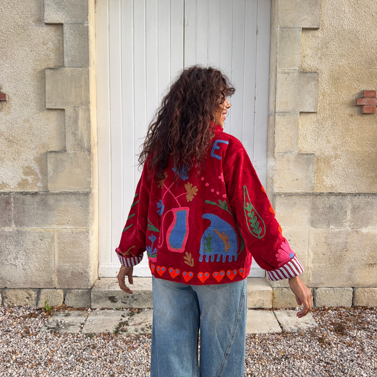 VESTE SUZANE BRODÉE EN VELOURS rouge