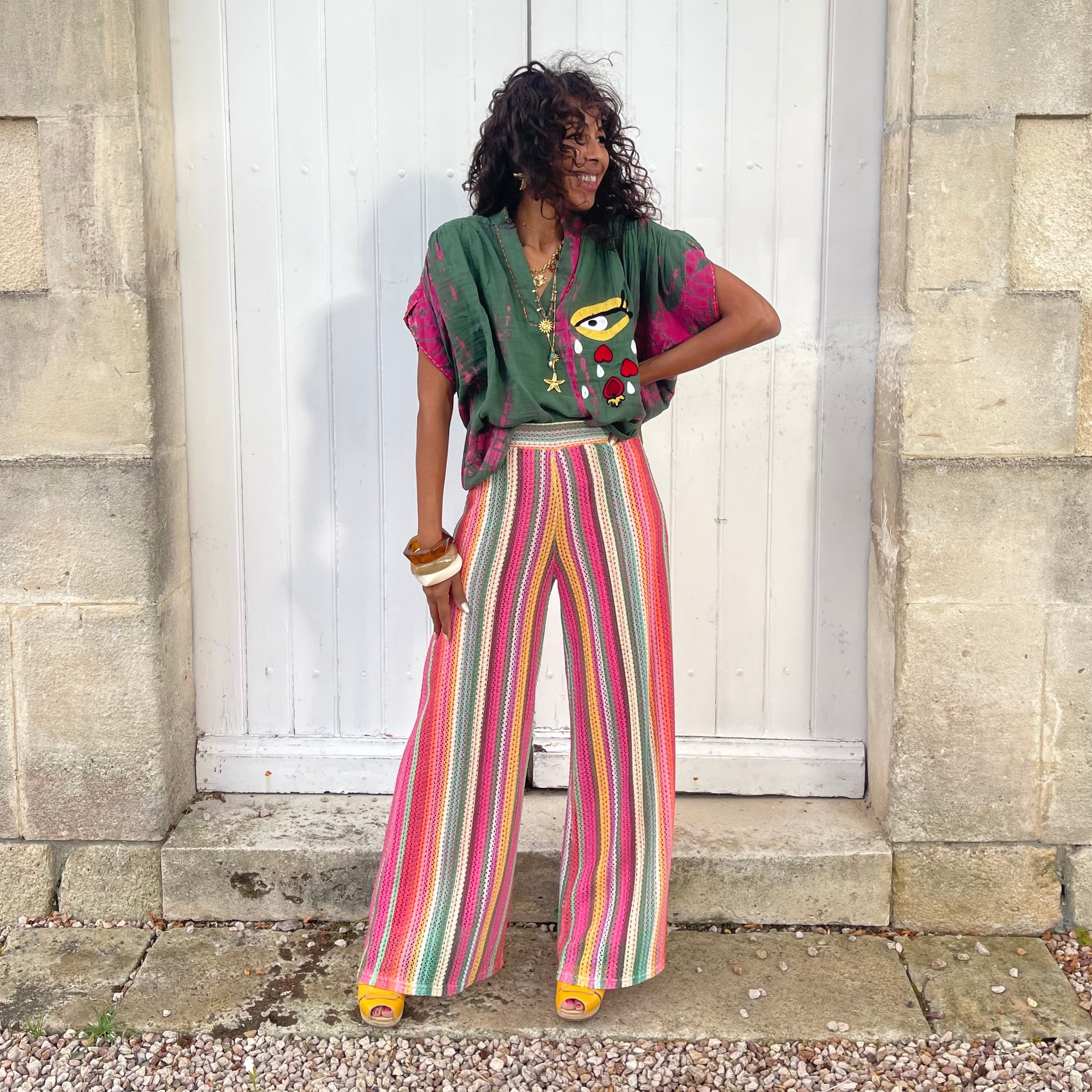 Pantalon MADRID à rayure rose et la coupe fluide