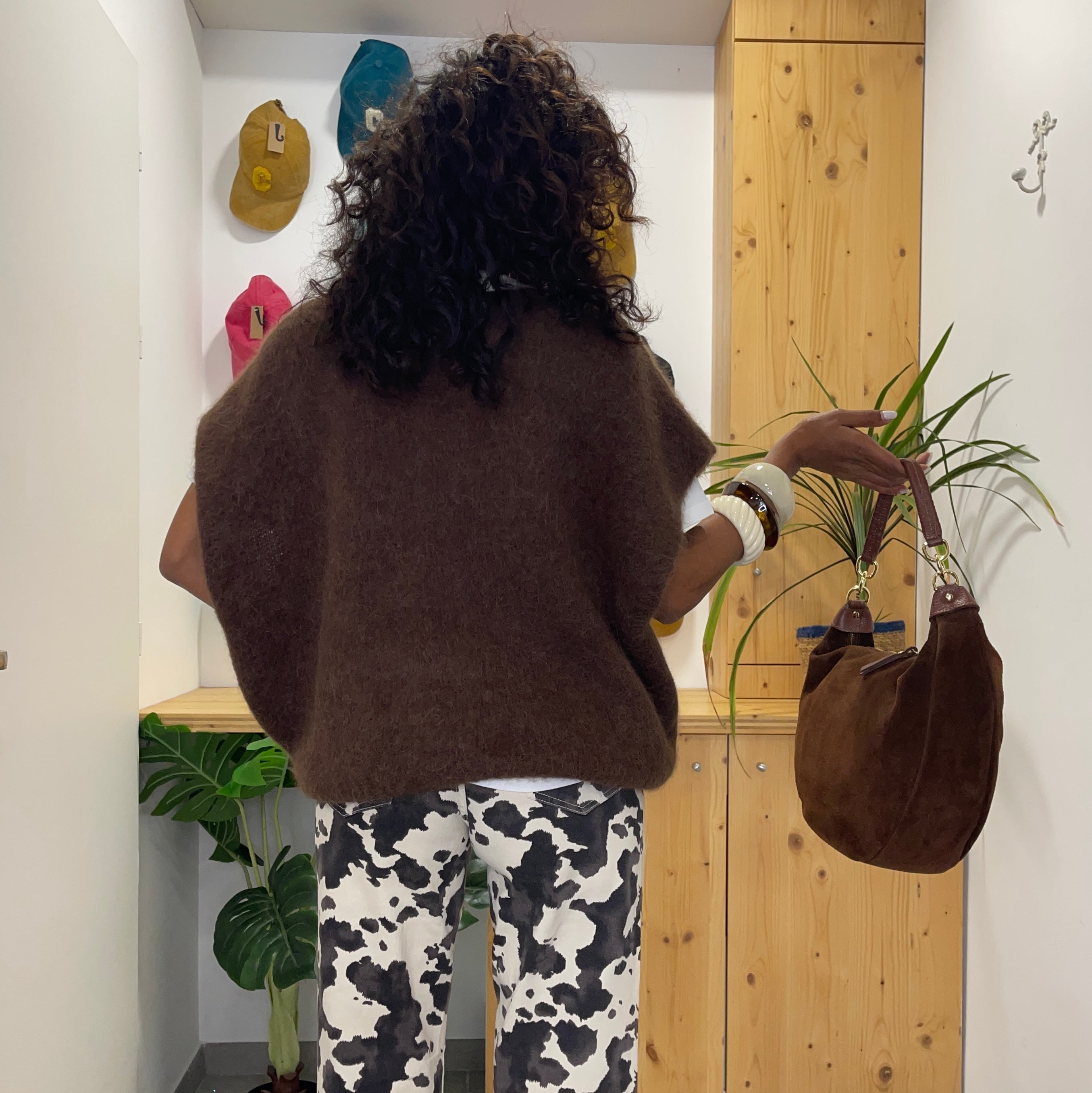 Pull marron oversize CHLOE manches courte col en V en baby alpaga et laine