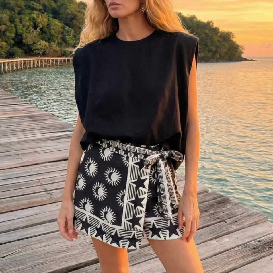 Jupe short portefeuille imprimé noir & blanc