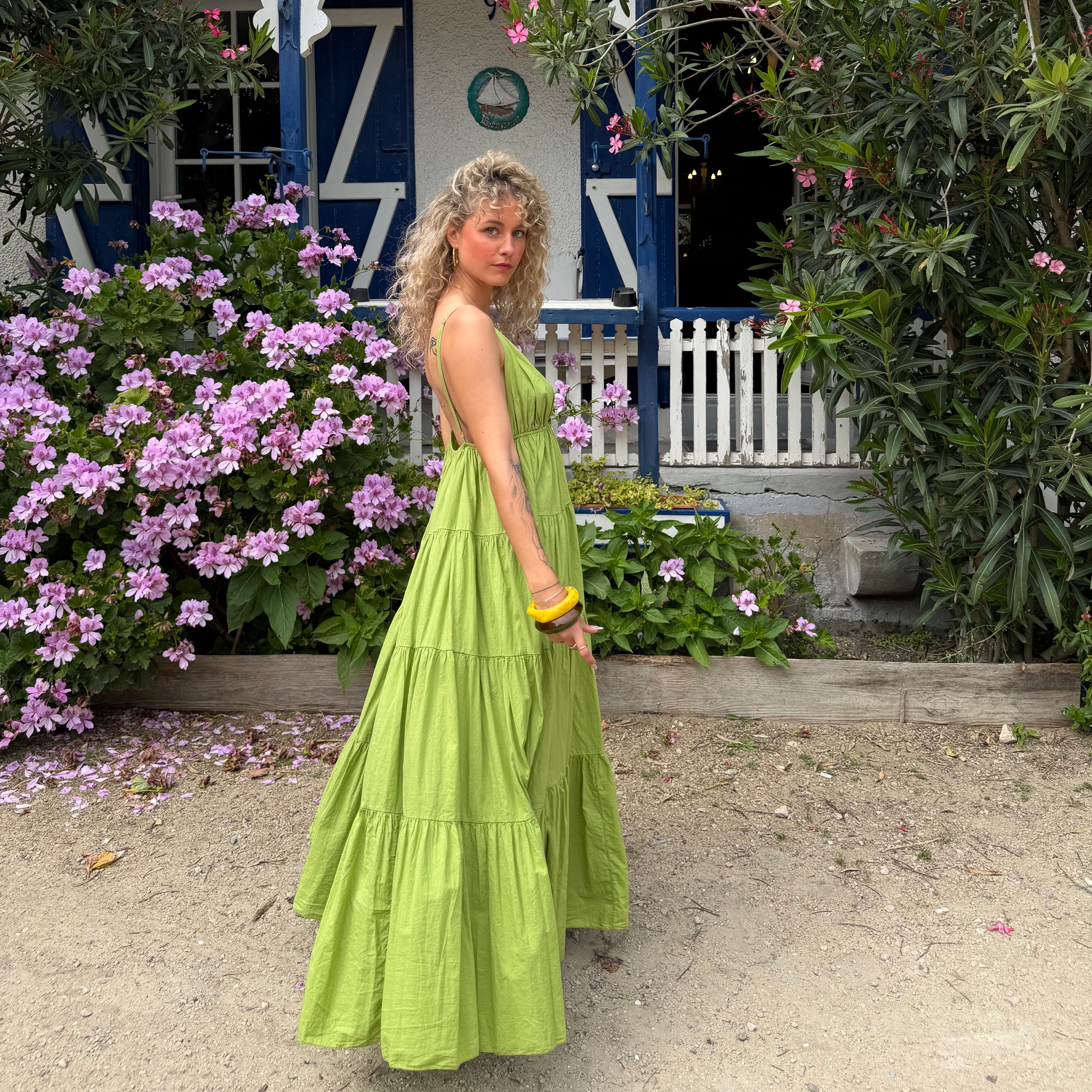 Robe longue SOLEIL bohème vert olive dos nu