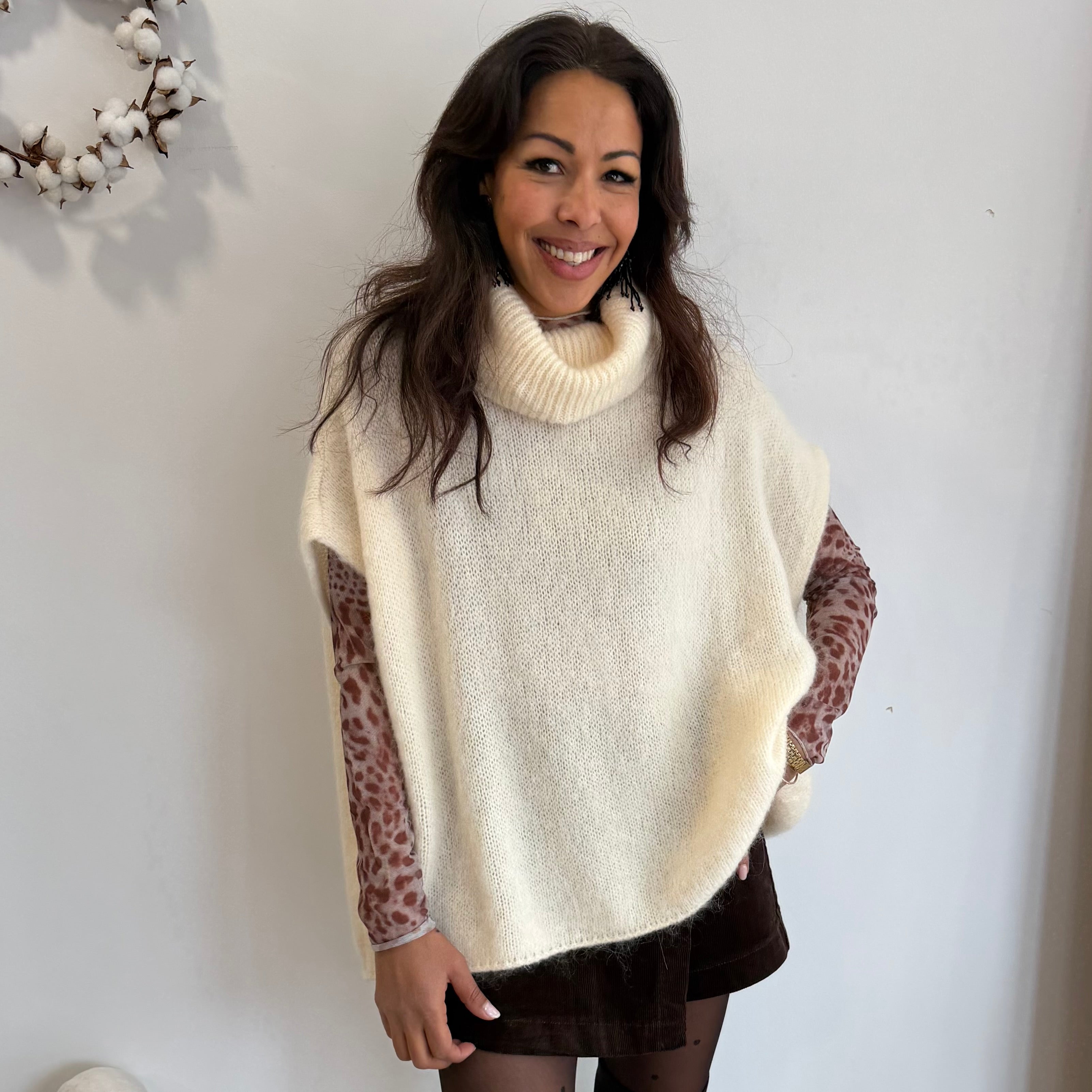 Pull col roulé, ANTA ecru, mohair, laine