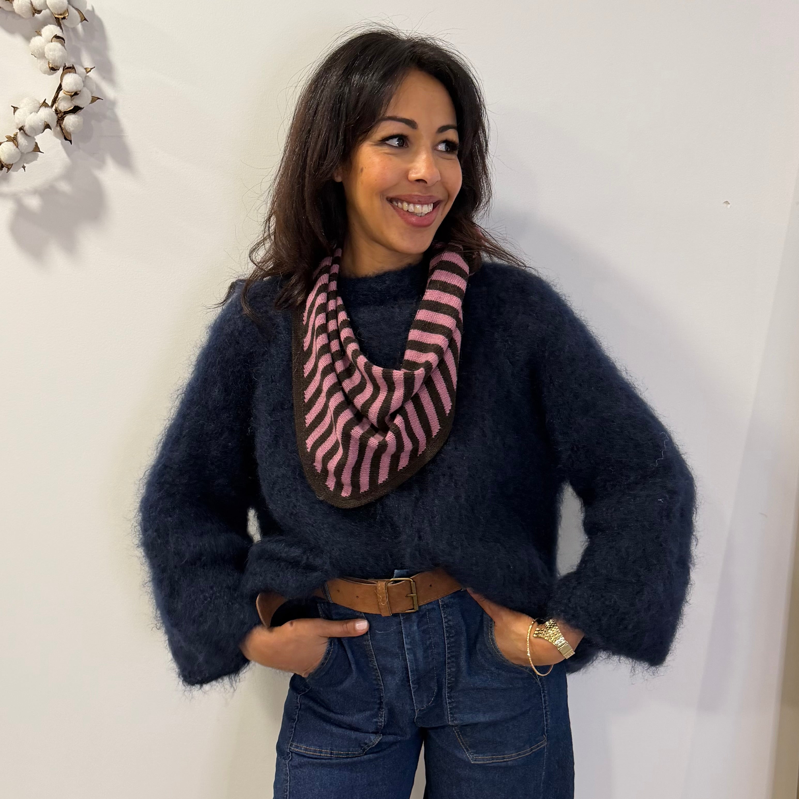 Col écharpe rayé marron rose en cashmere laine