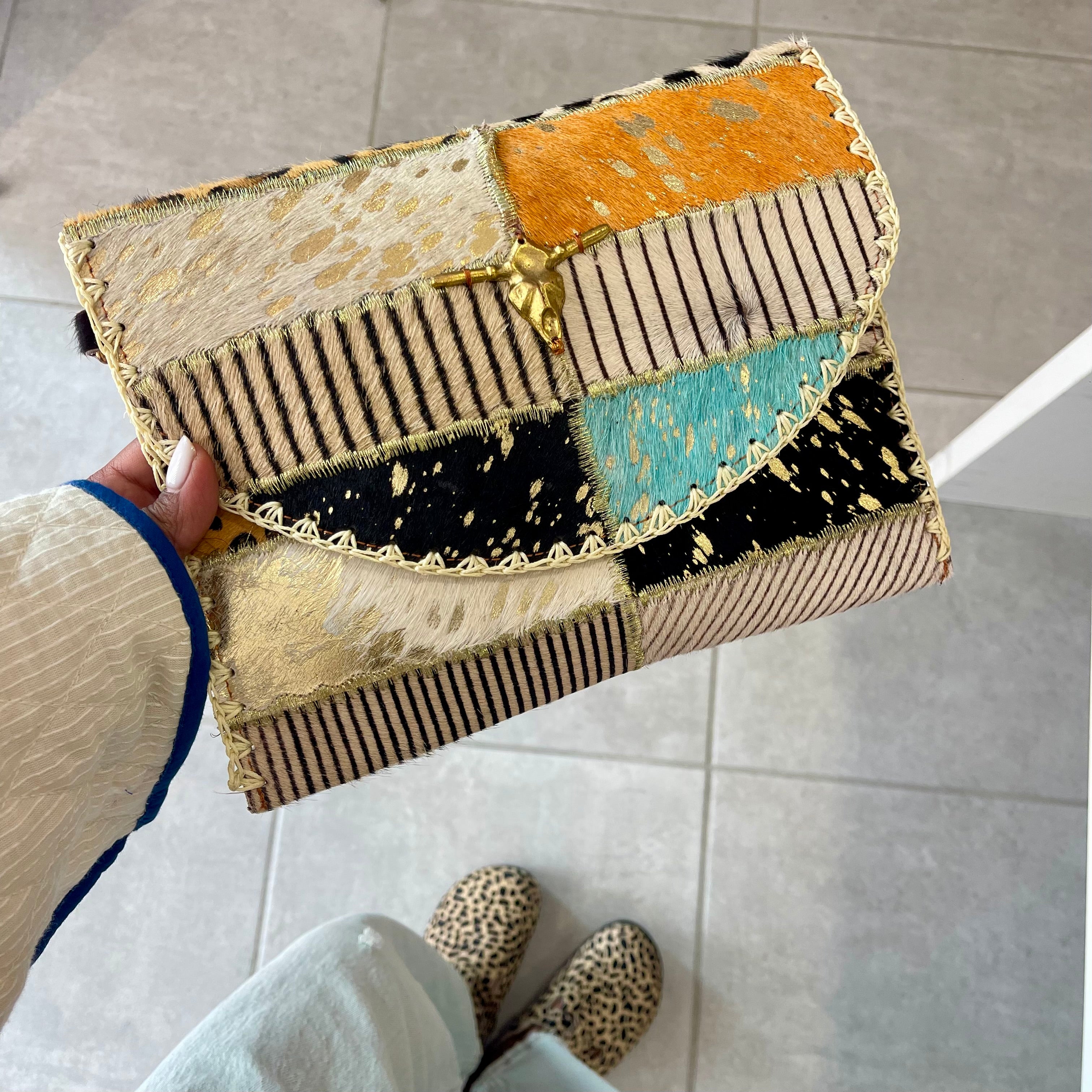 Pochette PATCHWORK orange en cuir de vachette avec bandoulière
