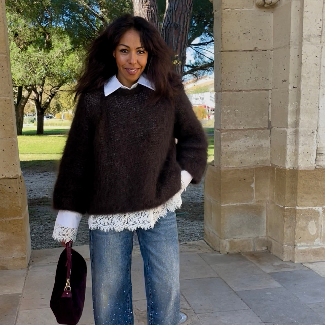 Pull en kid mohair GLADYS marron à la coupe oversize