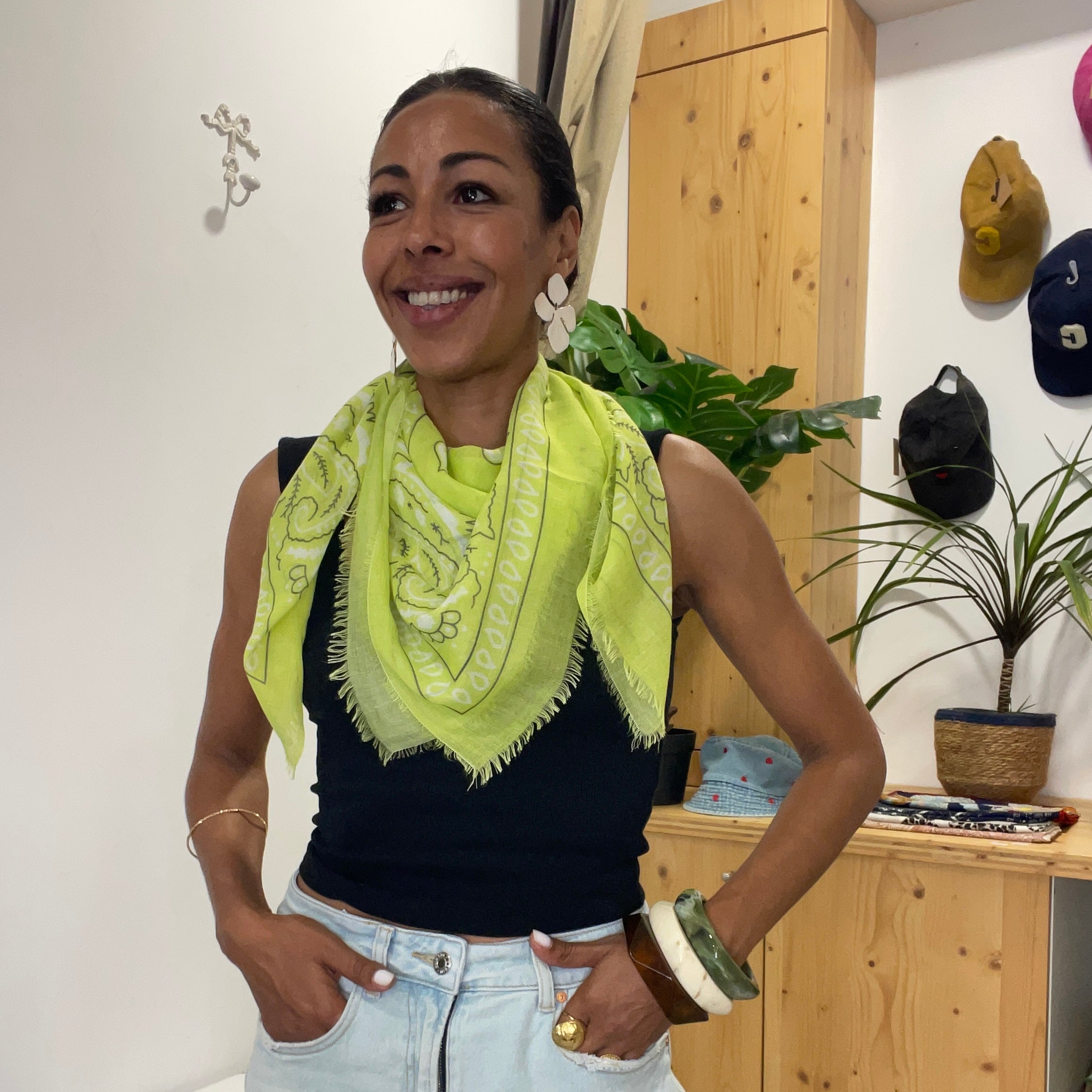 Foulard imprimé BANDANA vert anis petit format