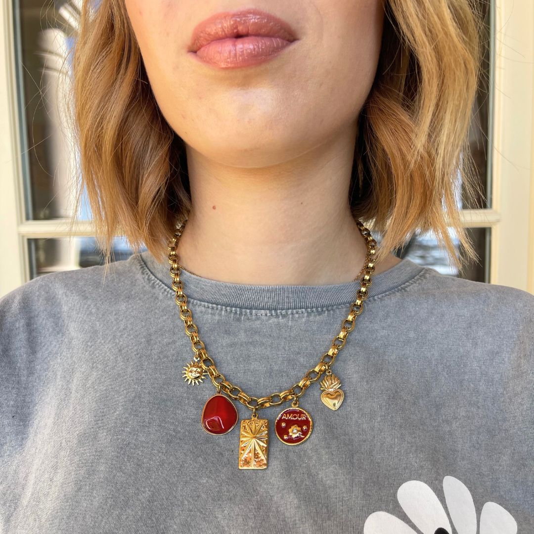 Collier LOVE rouge