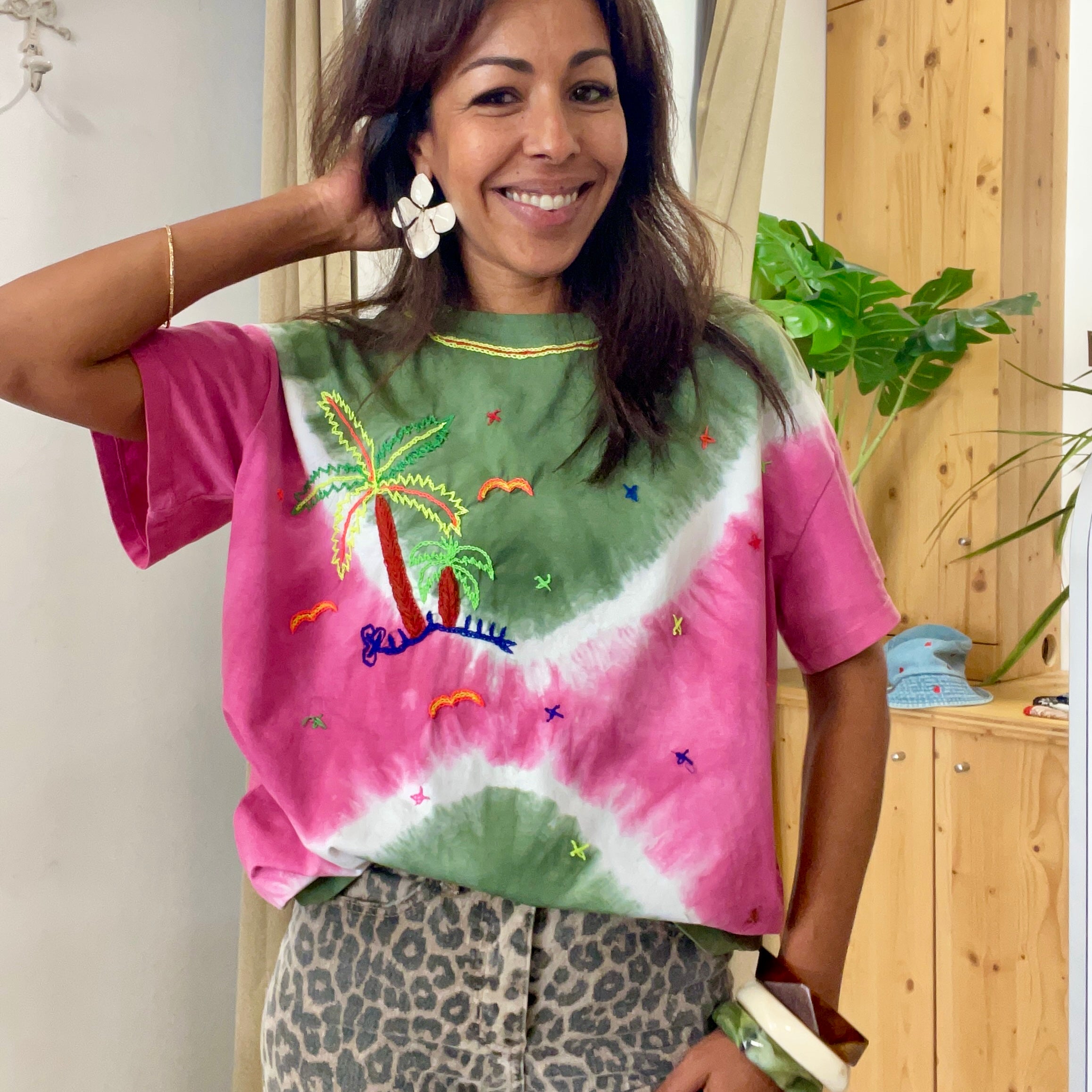 T-shirt manches courtes NAYA rose Tie & Dye & Broderie Main