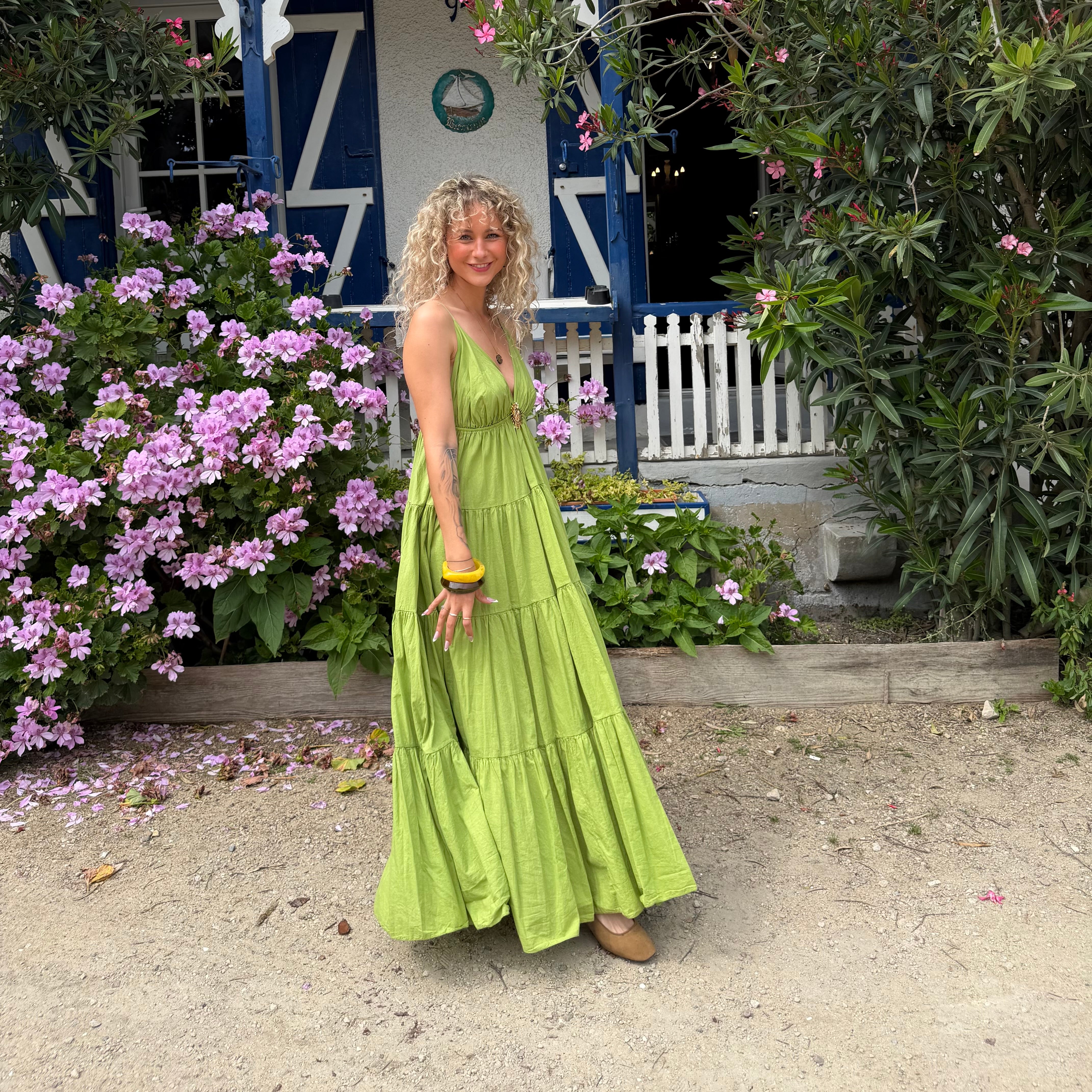 Robe longue SOLEIL bohème vert olive dos nu