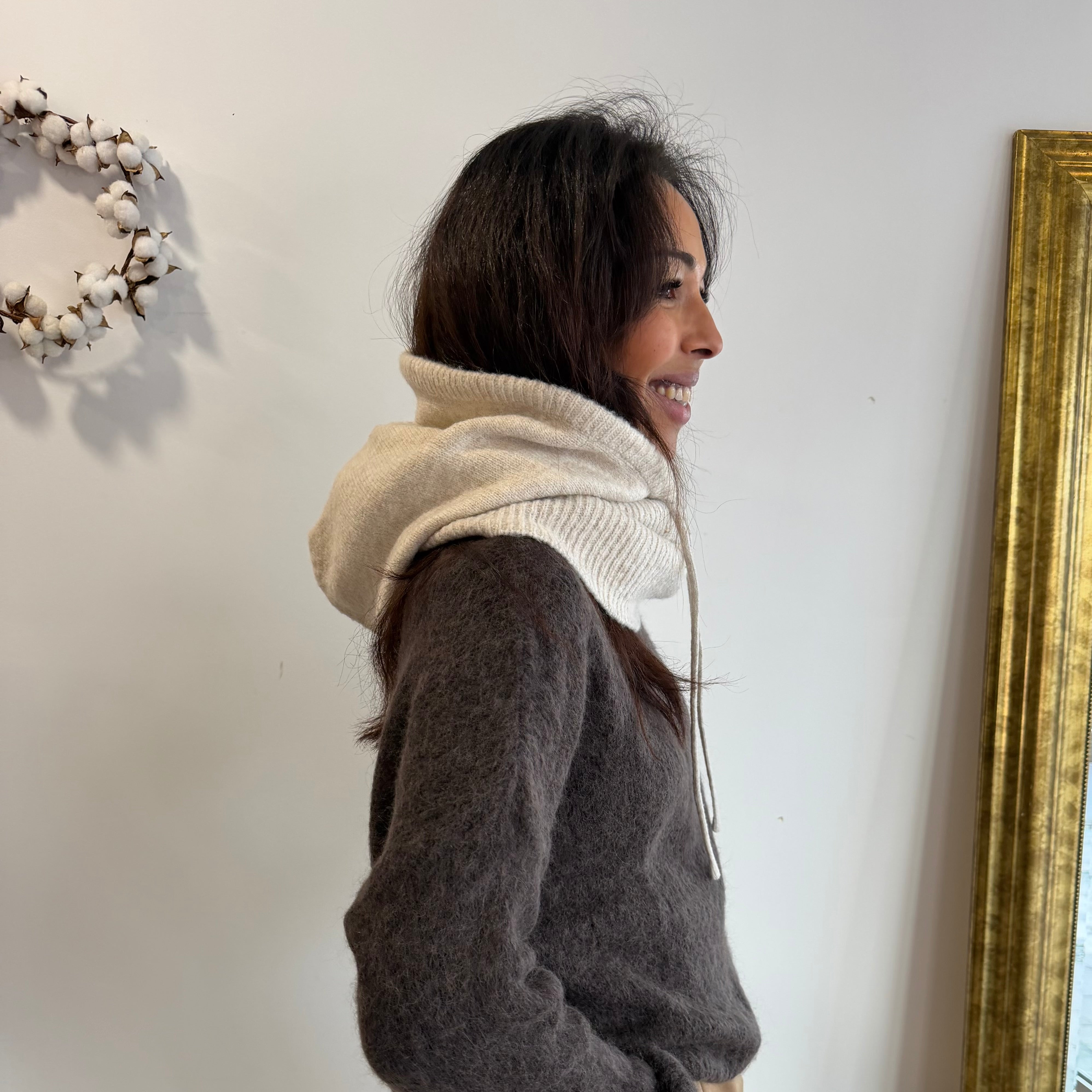 Cagoule ENVY écru en cashmere, col+capuche intégrée