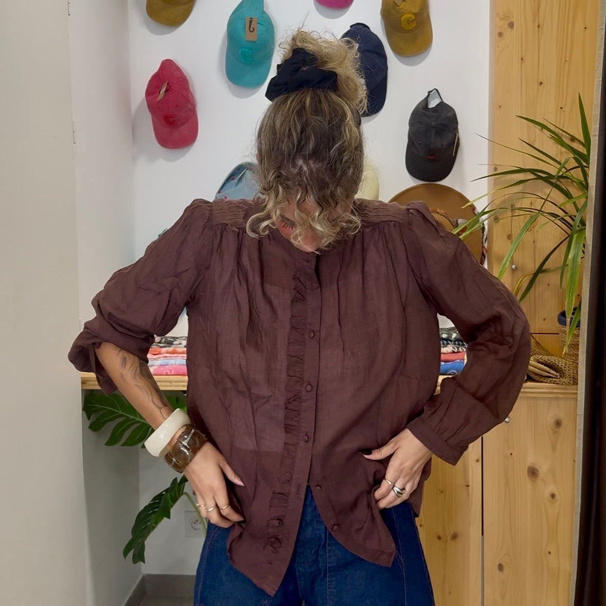 Blouse LENNY manches longues à volants chocolat