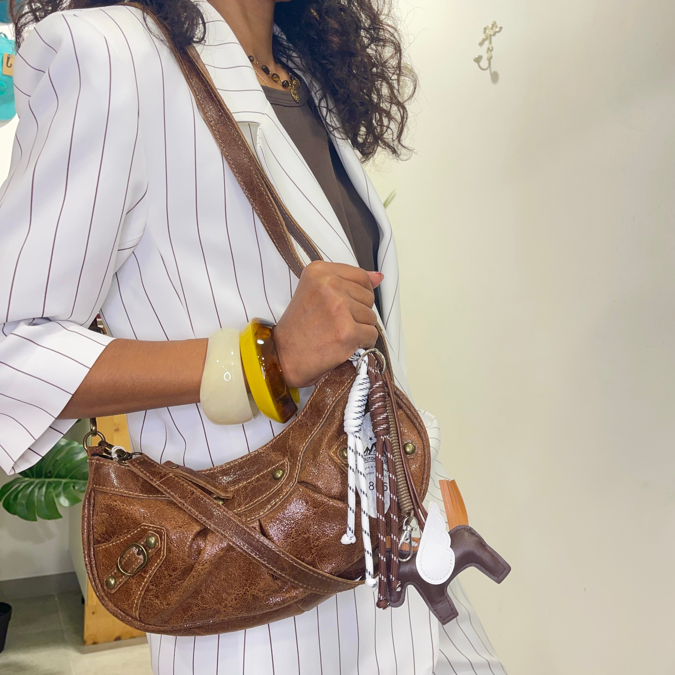 Sac à main effet cuir vieilli LEANE chocolat