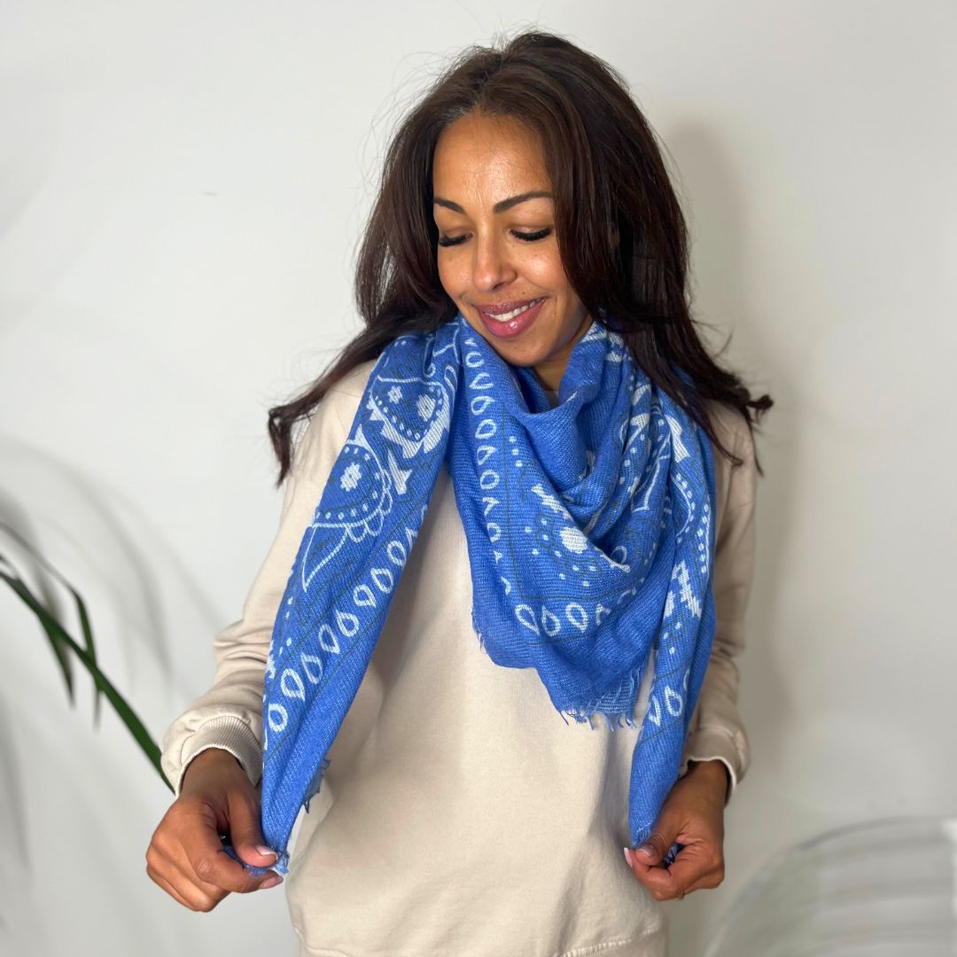 Foulard d'hiver BANDANA bleu grand format