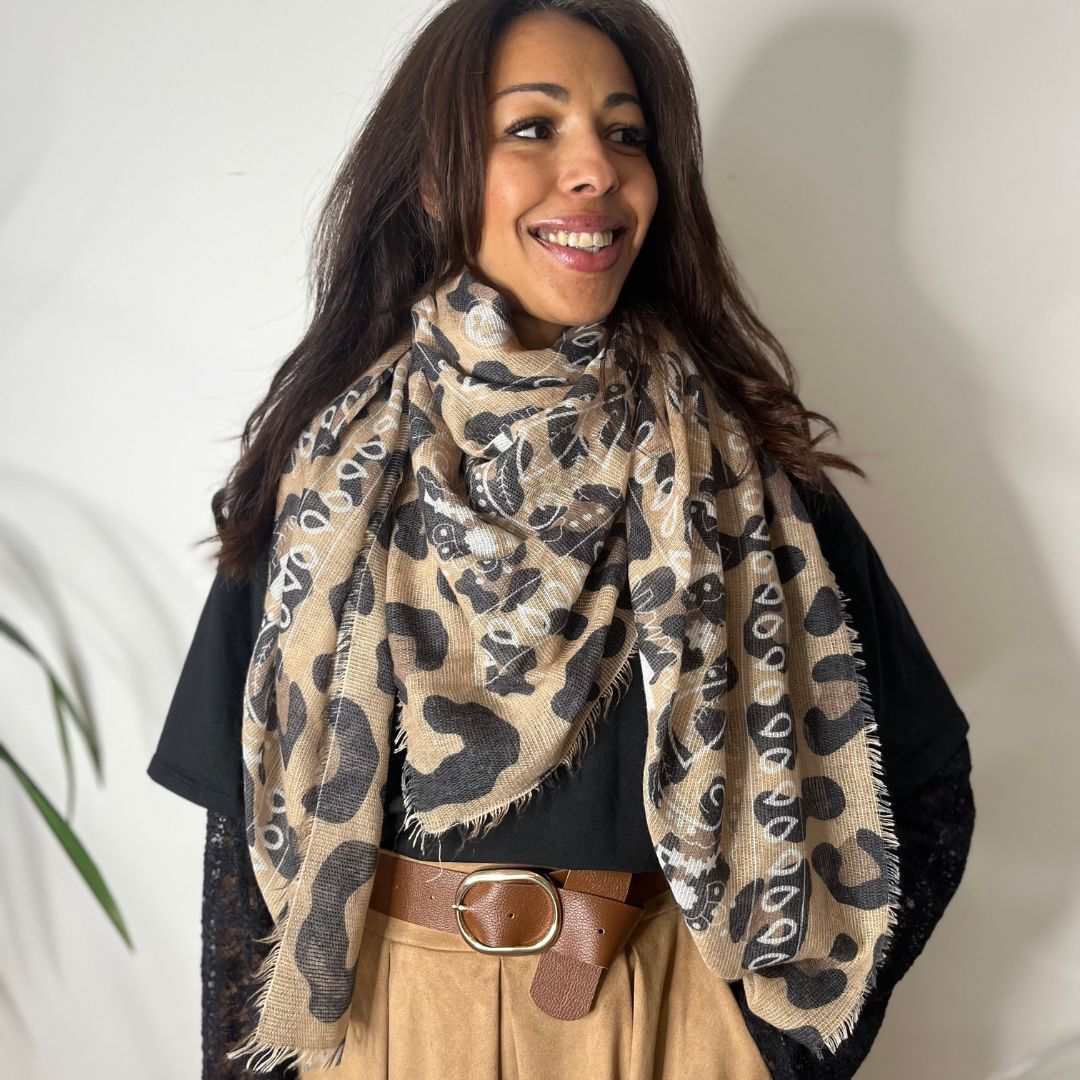 Foulard d'hiver BANDANA léopard beige grand format