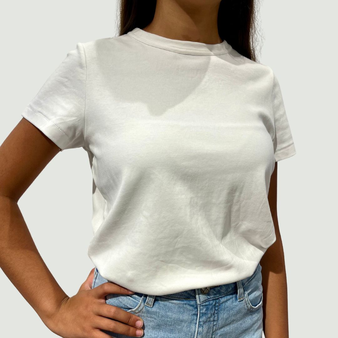 T-shirt blanc ONI à manches courtes et au col rond